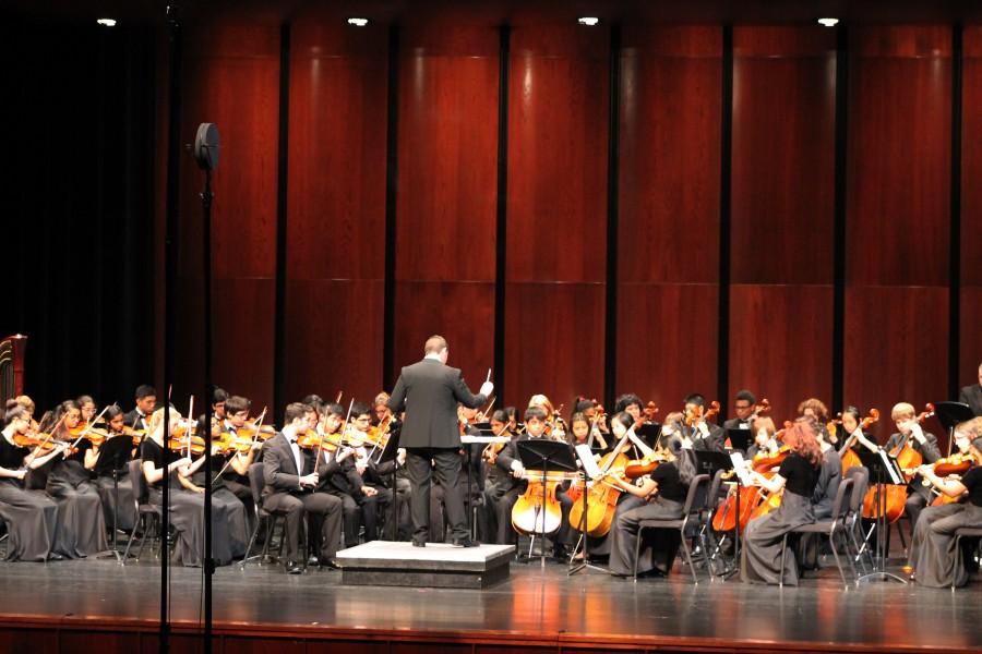 Orchestra Performs Fall Concert