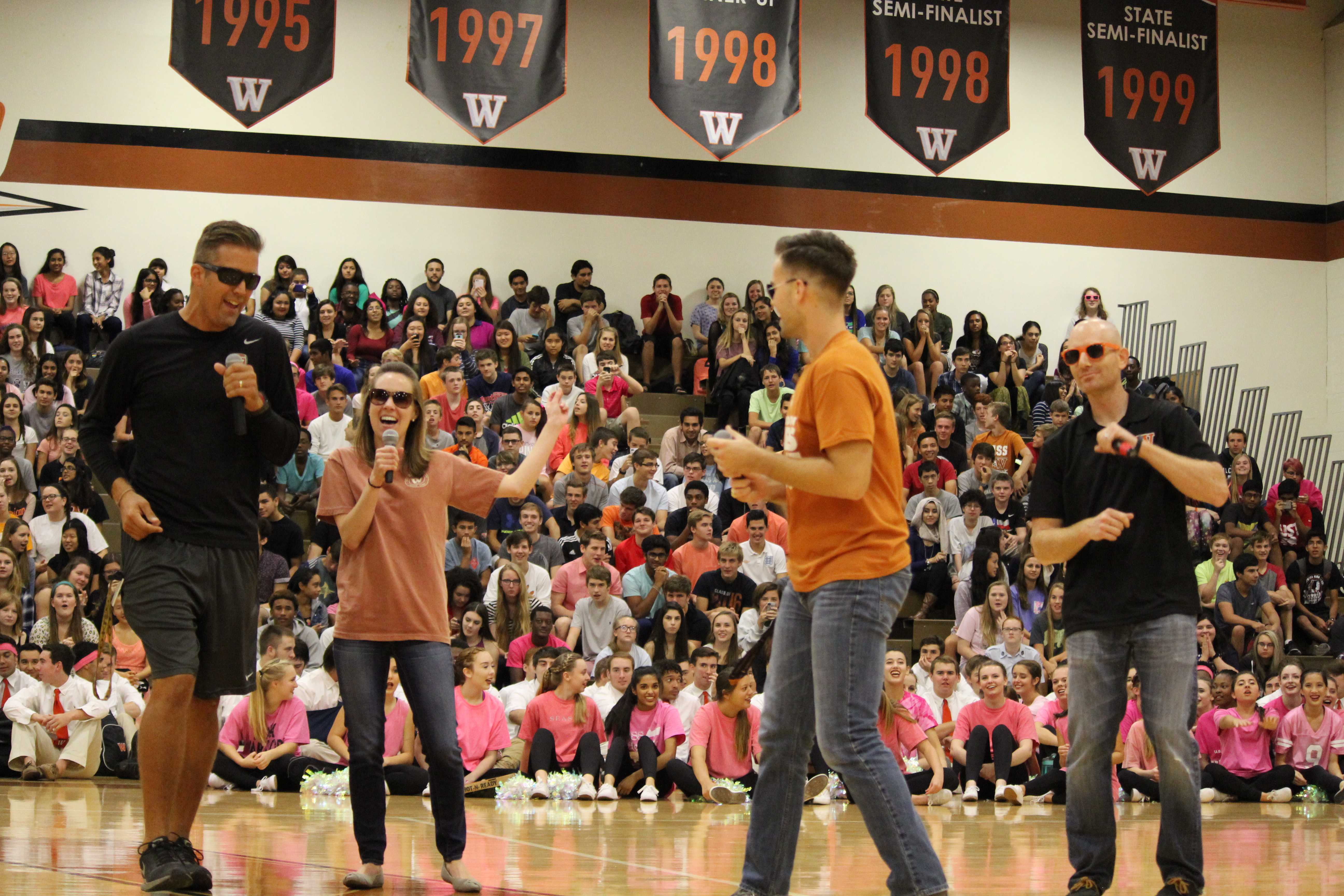 Students+Raise+Awareness+of+Breast+Cancer+During+Pep+Rally
