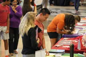 2015-10-19_College_Fair_SarahJohnson_0014