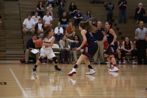 2015-11-10_Girl_Varsity_Basketball_vs_Eastview_Presley_Glotfelty016