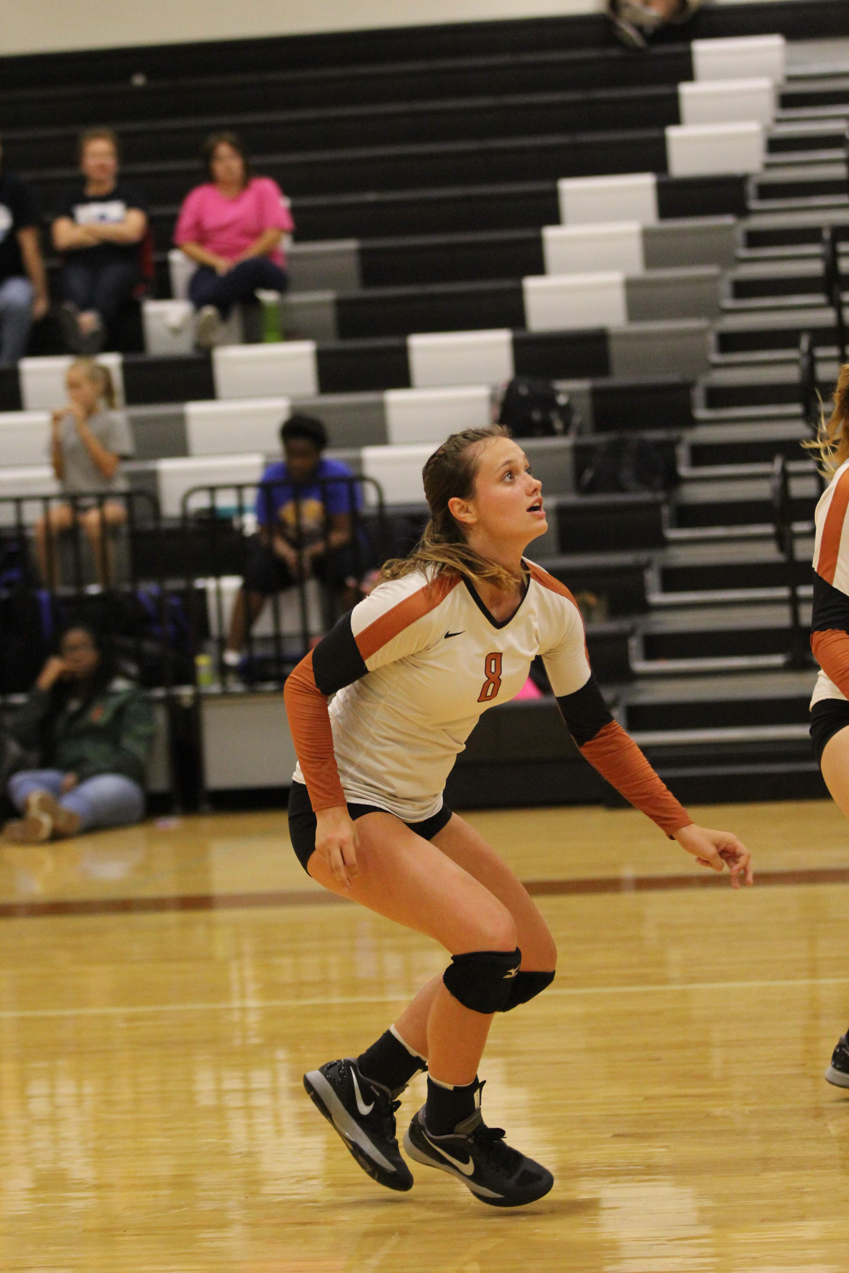 GALLERY: Varsity Volleyball Wins First District Match Against Pflugerville