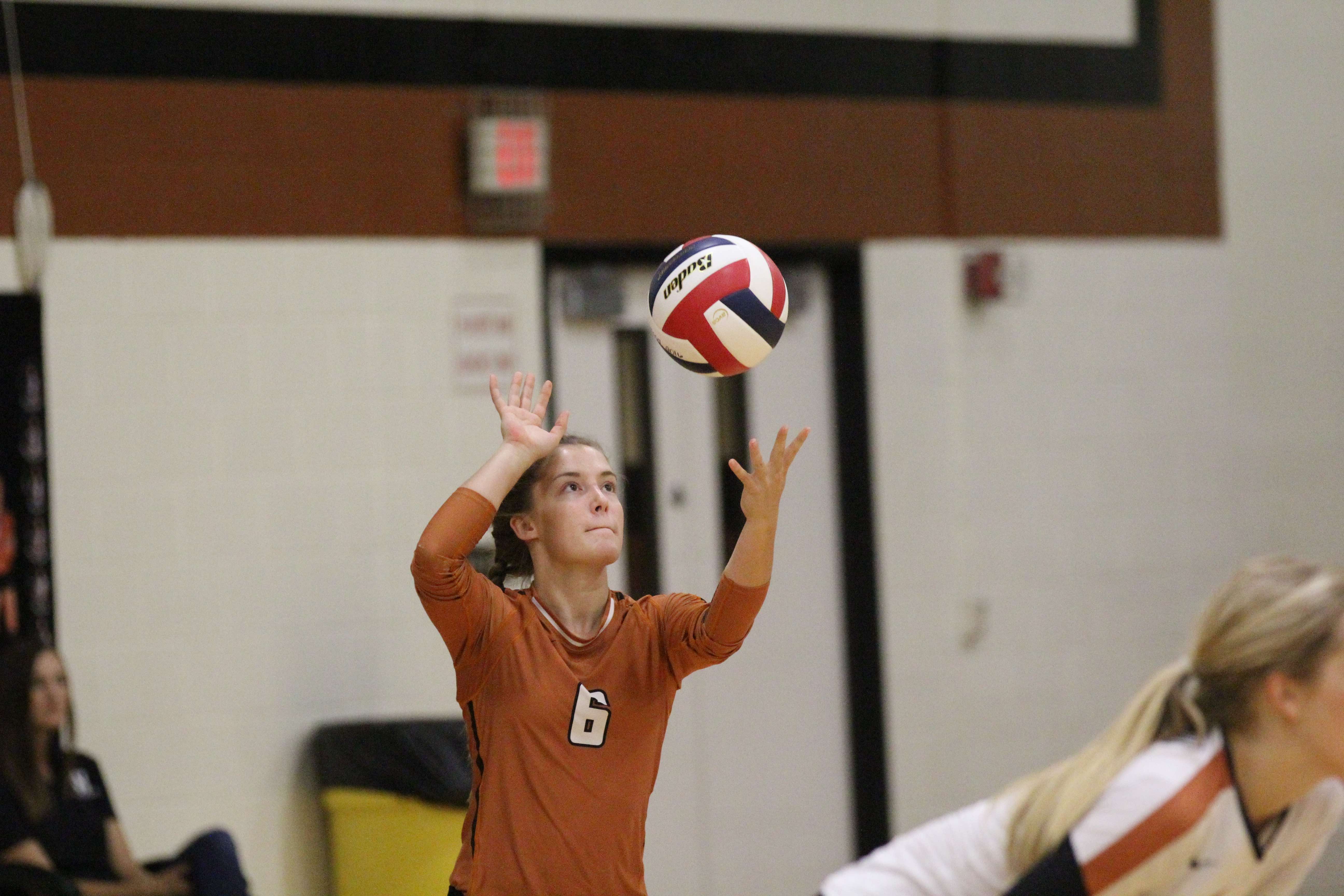 GALLERY: Varsity Volleyball Wins First District Match Against Pflugerville