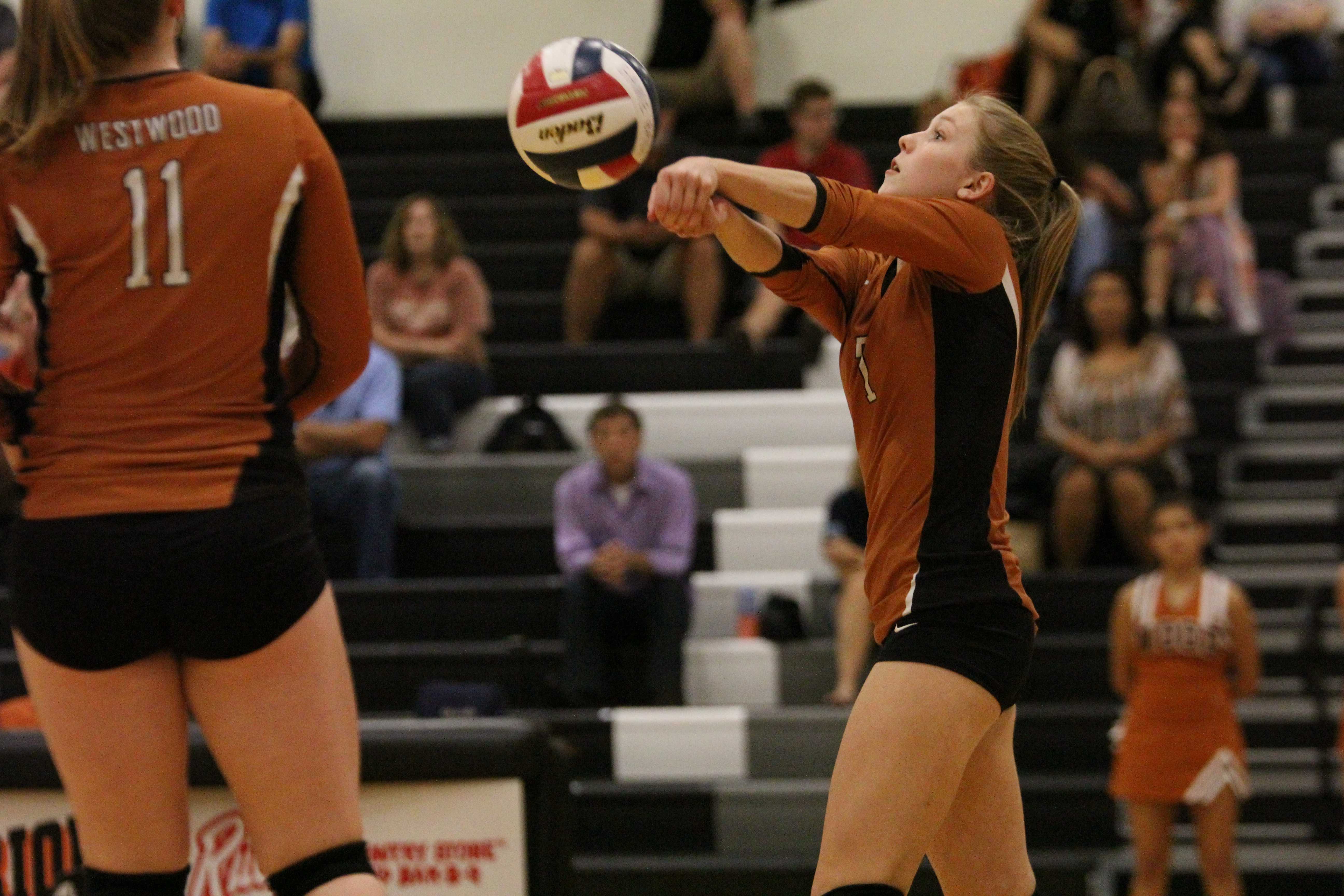 GALLERY: JV Orange Volleyball Wins Two of Three Sets Against Stony Point