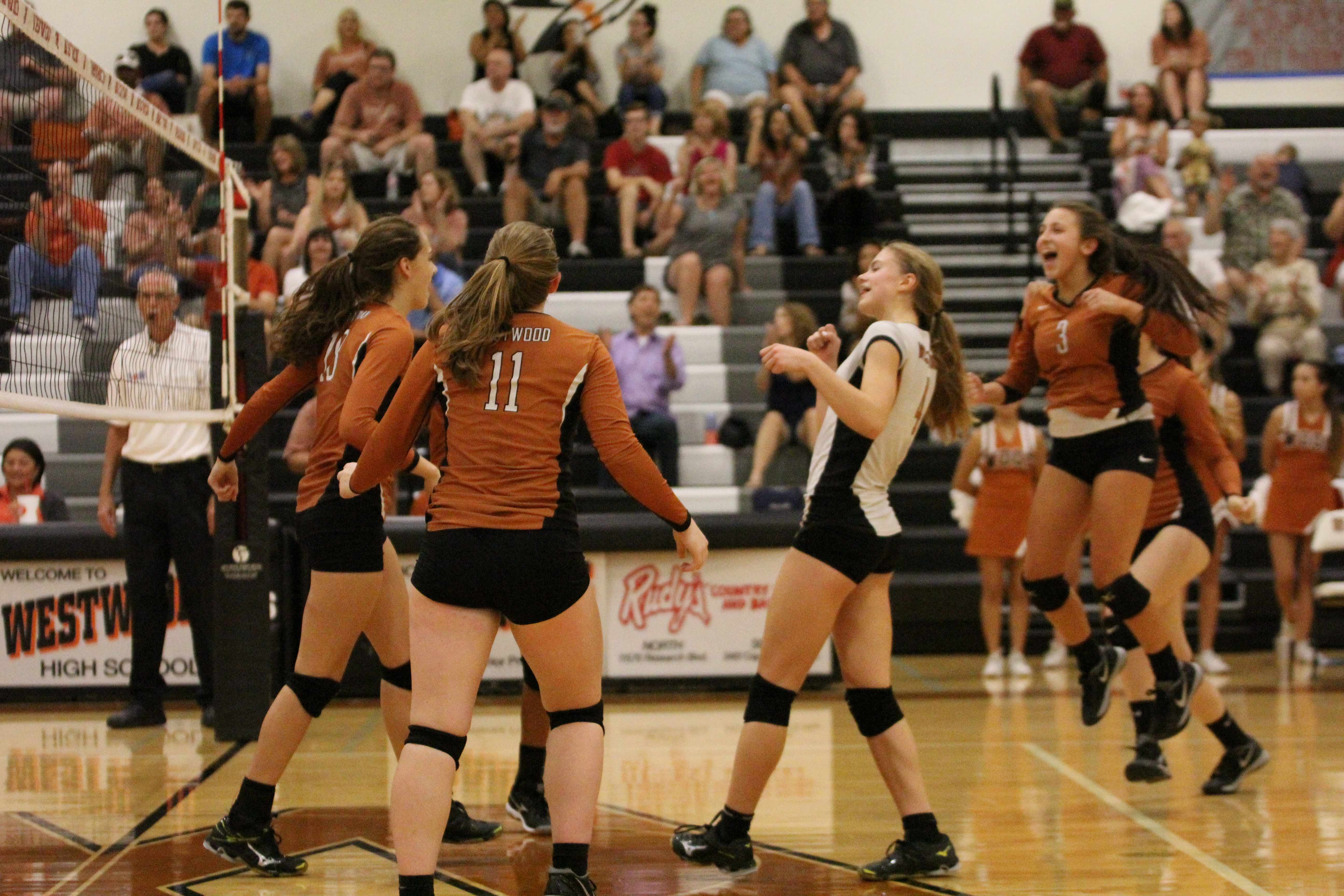 GALLERY: JV Orange Volleyball Wins Two of Three Sets Against Stony Point