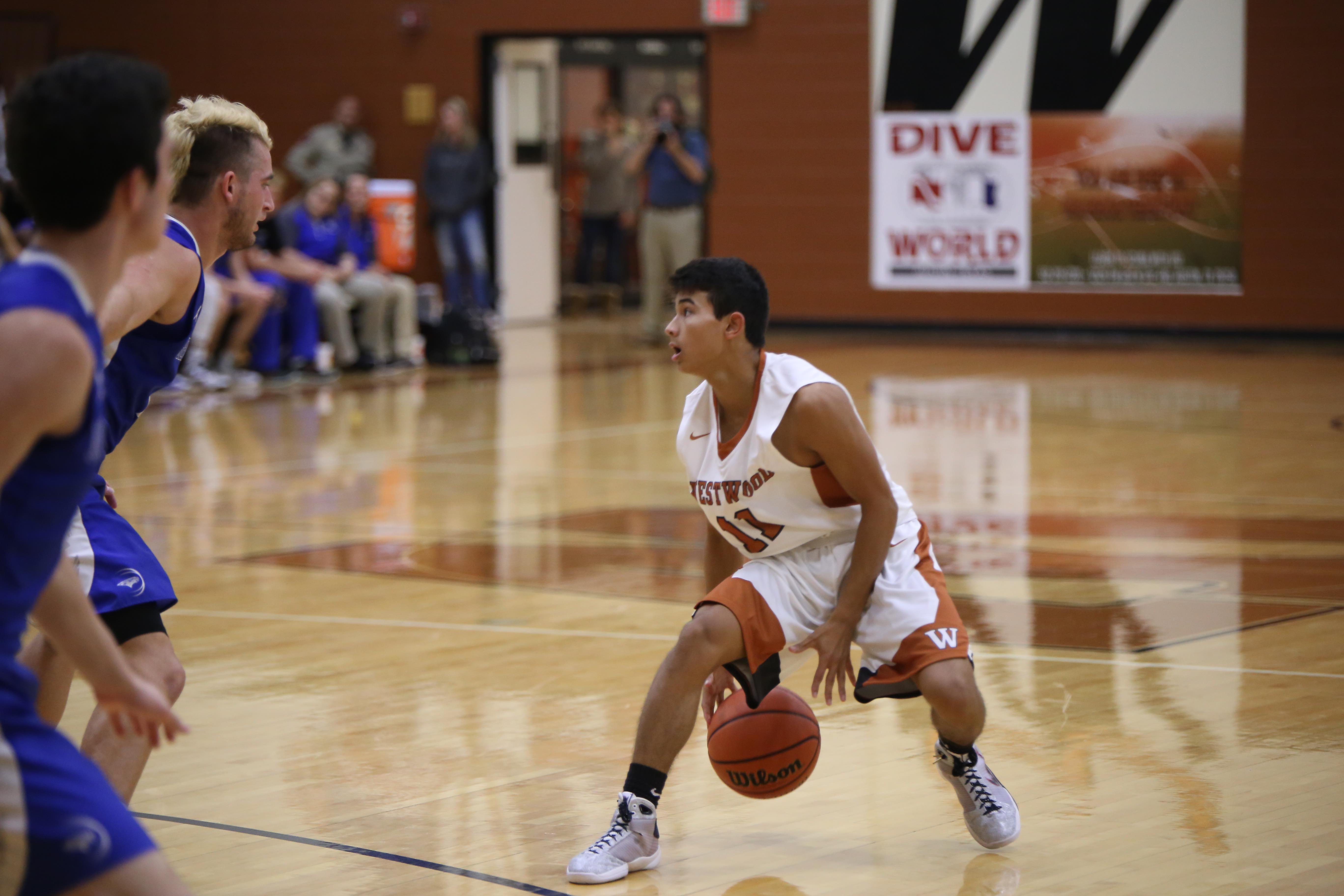 GALLERY: Varsity Boys' Basketball Falls to Georgetown 41-49