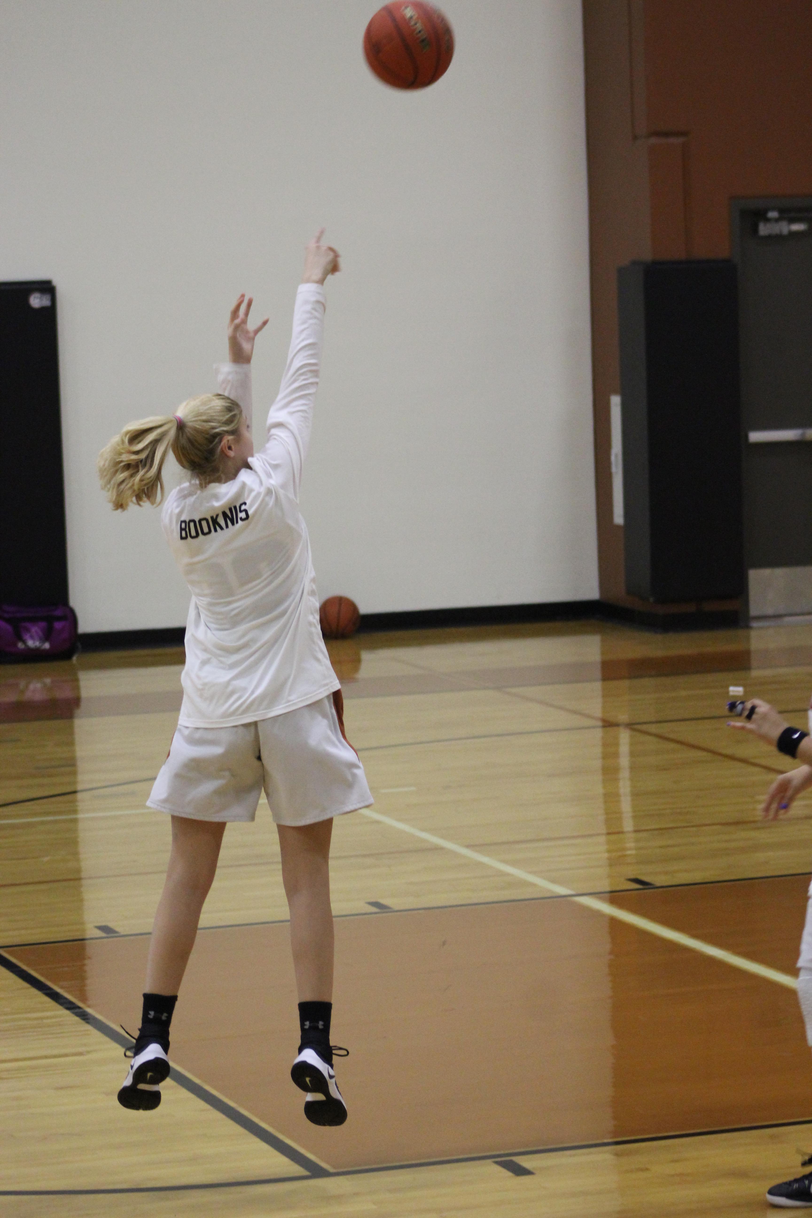 GALLERY: Freshman Orange Girls' Basketball Dominates Cedar Ridge 45-19