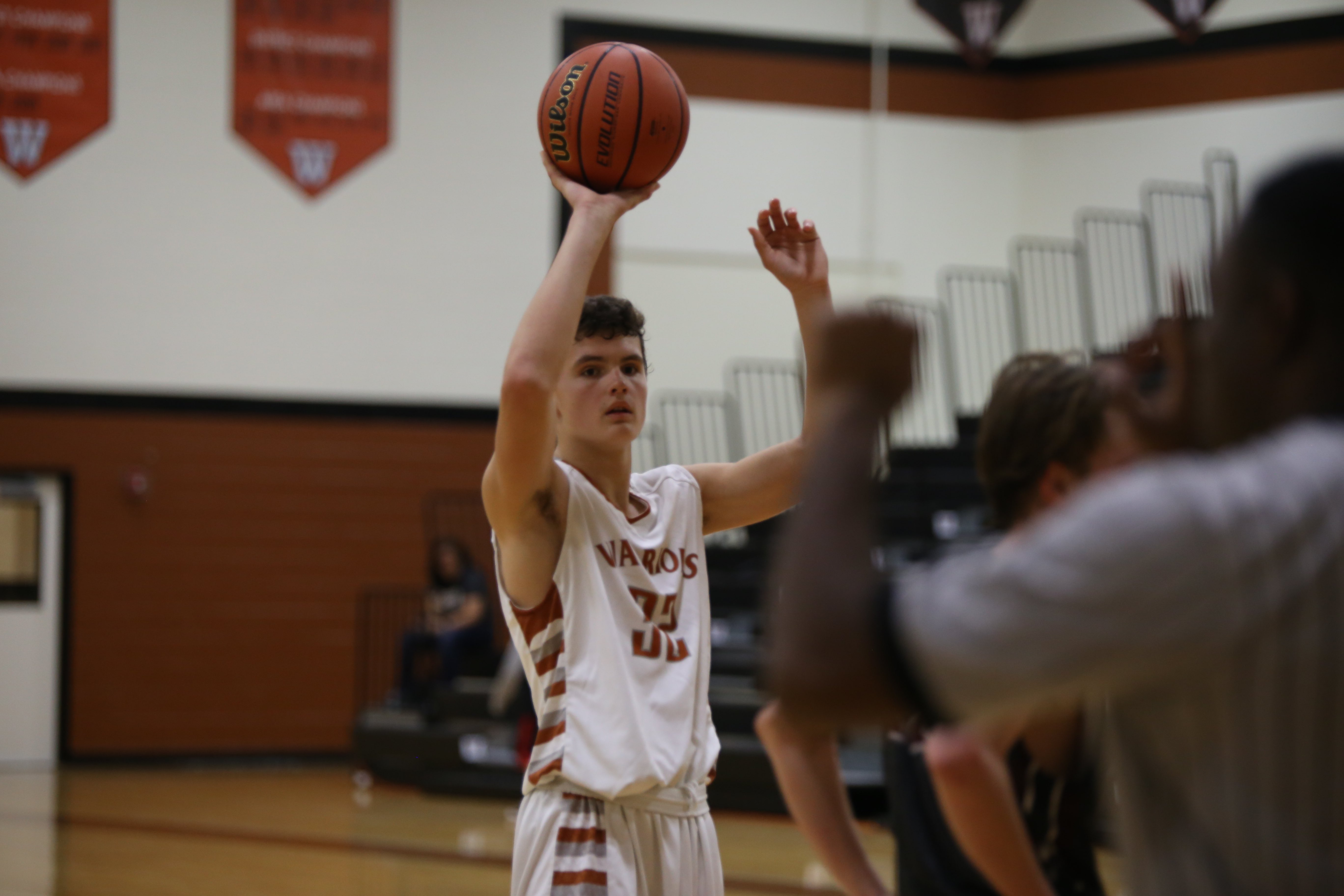 JV Boys' Basketball Defeats RR Dragons in 3OT