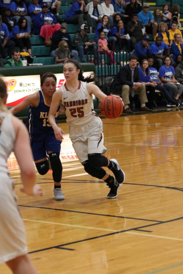 Outrunning the Klein defender, Danielle Davalos 19 makes a run for the basket.