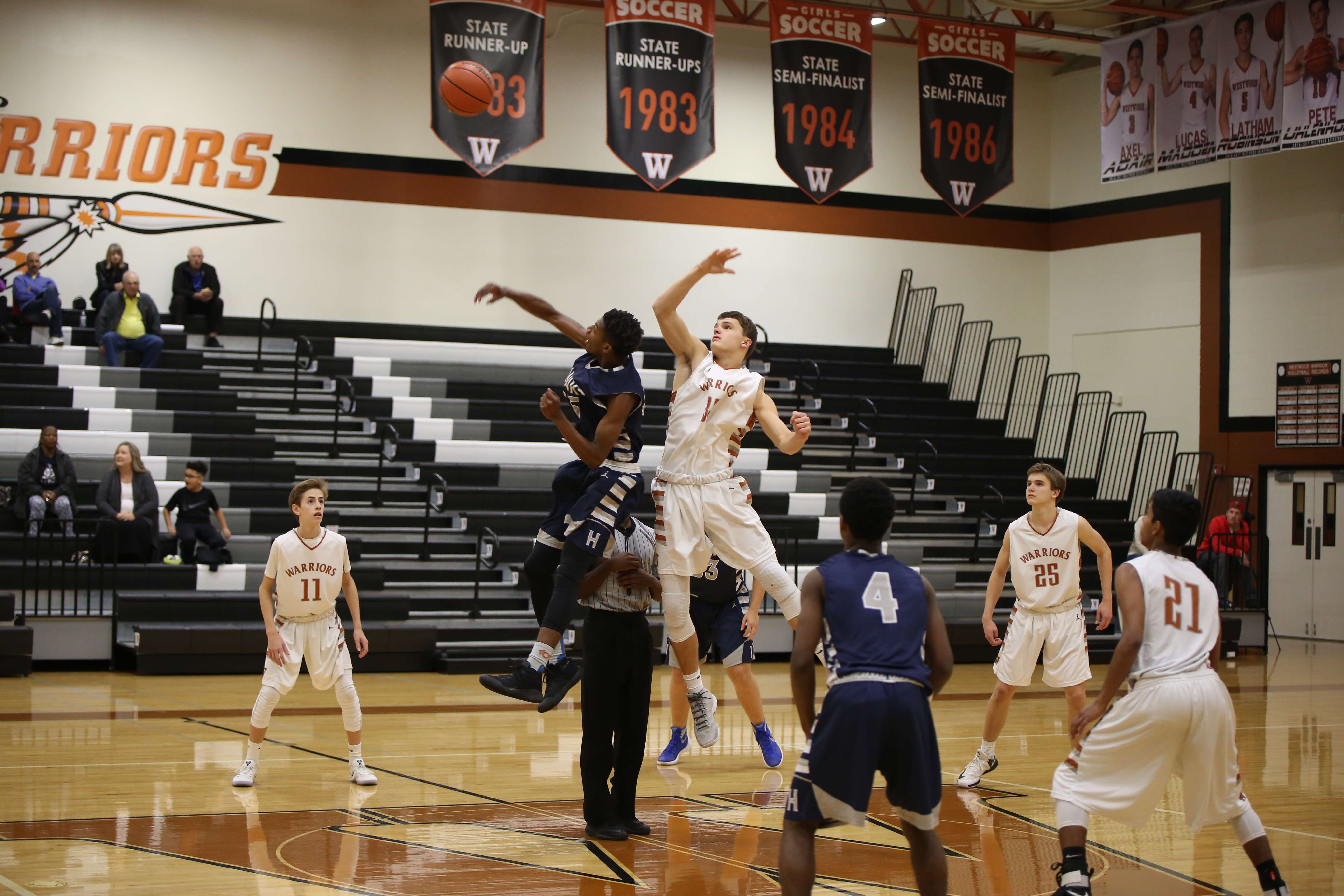 GALLERY: JV Boys' Basketball Falls to the Hendrickson Hawks