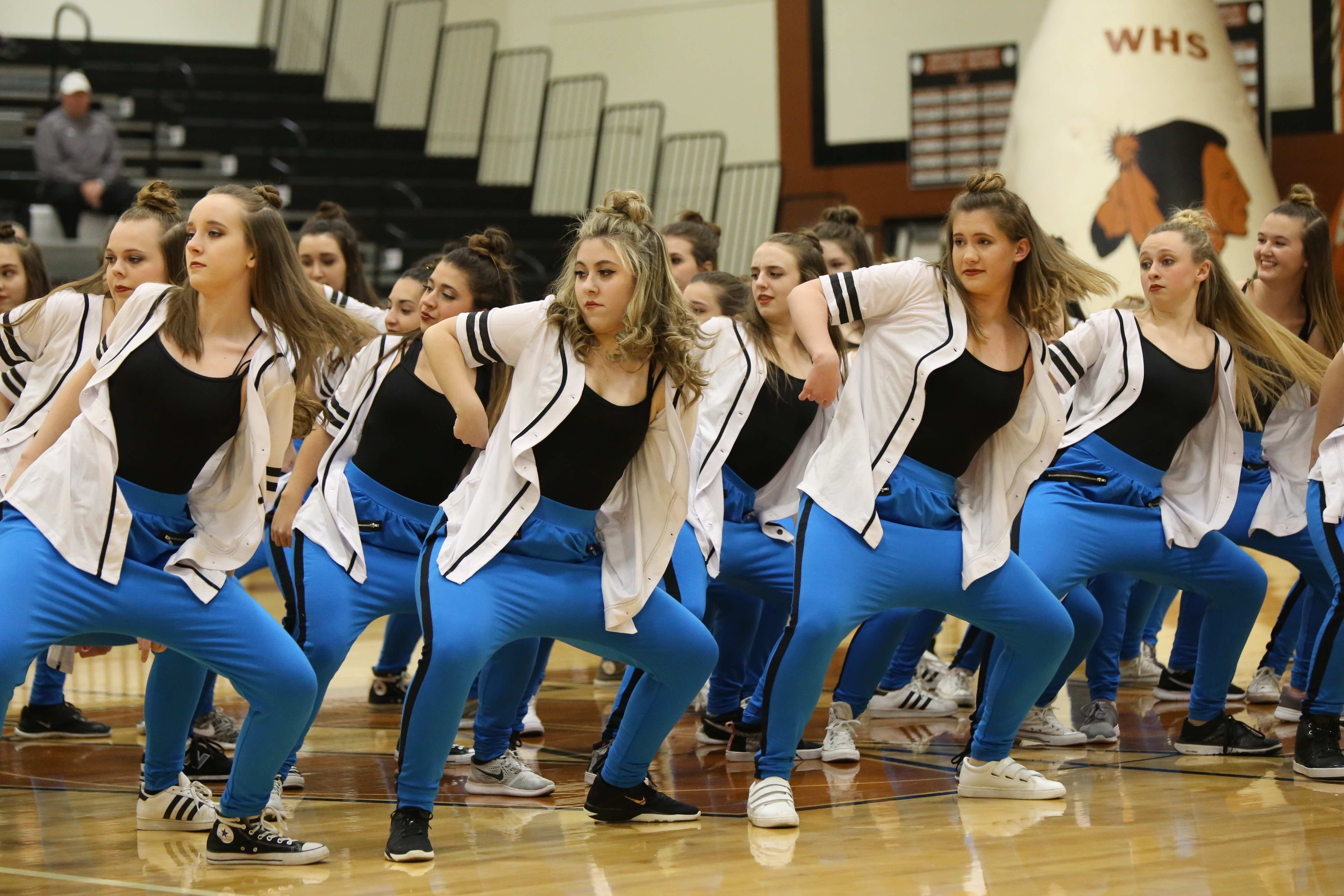 GALLERY: Varsity Boys' Basketball Falls Short Against Hendrickson