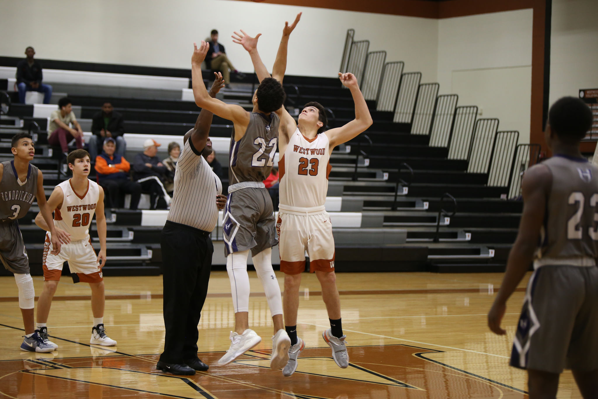 GALLERY: Varsity Boys’ Basketball Falls Short Against Hendrickson ...