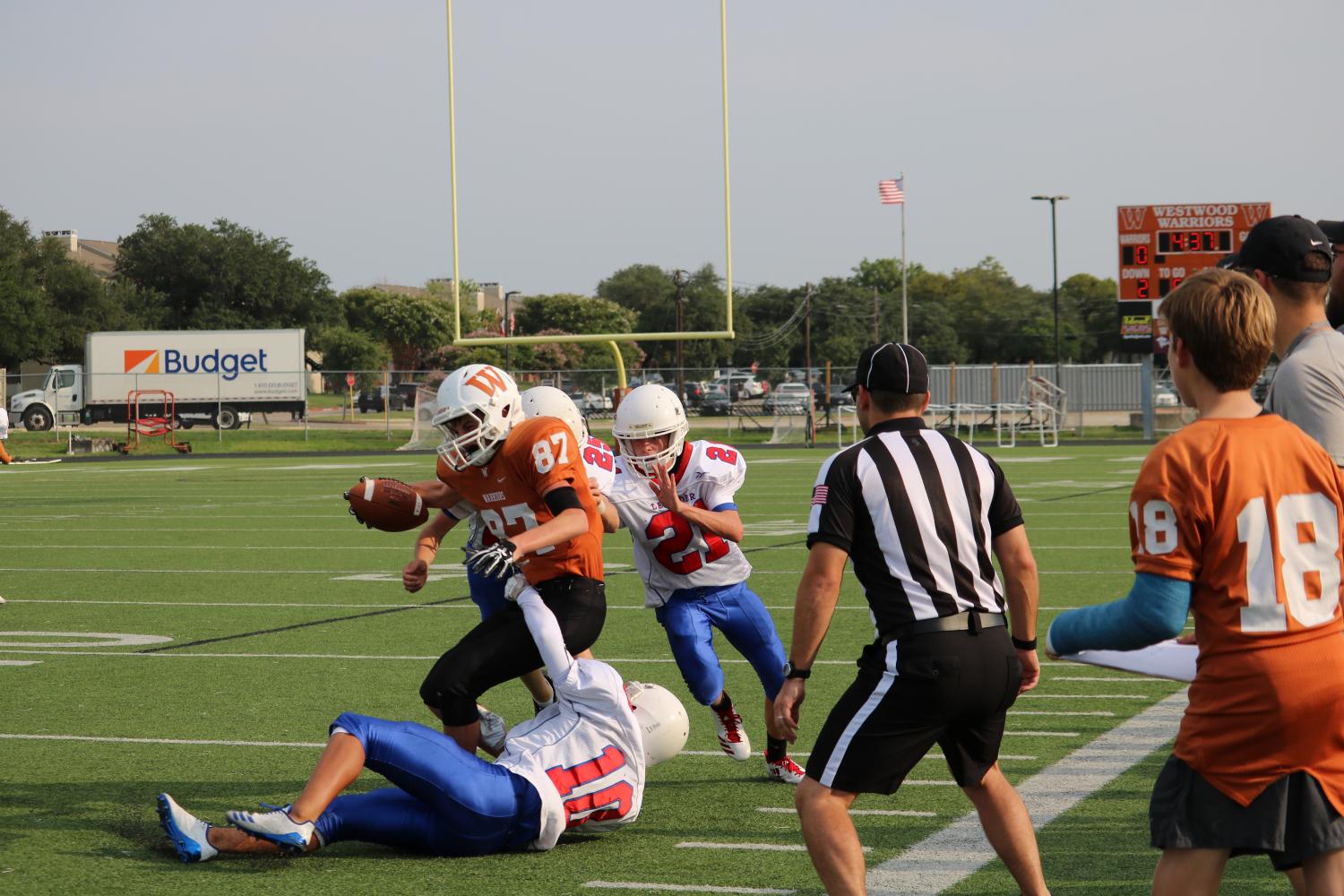 GALLERY%3A+Freshman+Football+Falls+to+Leander+Lions