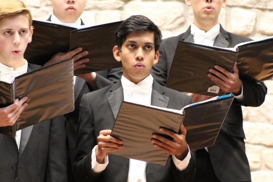 Zymee Chowdhury 19 sings along with the Chamber Choir.