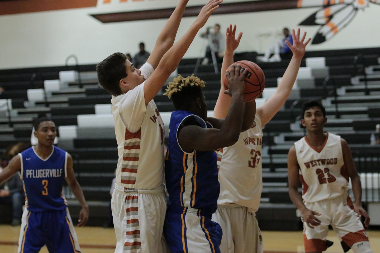 GALLERY%3A+JV+Boys+Basketball+Conquers+Pflugerville+Panthers+51-47
