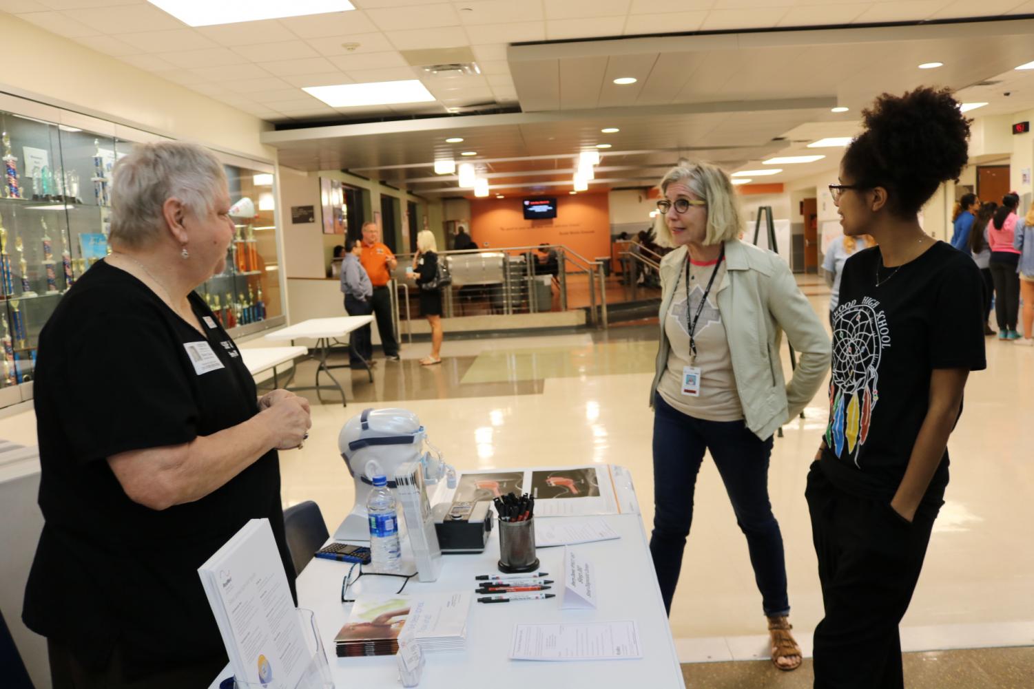 Students+Attend+Health+Science+Career+Fair