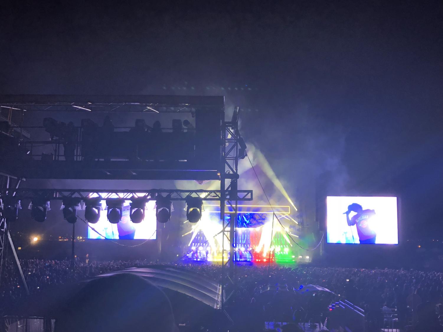 Bruno+Mars+Astounds+Fans+at+Formula+1+Concert