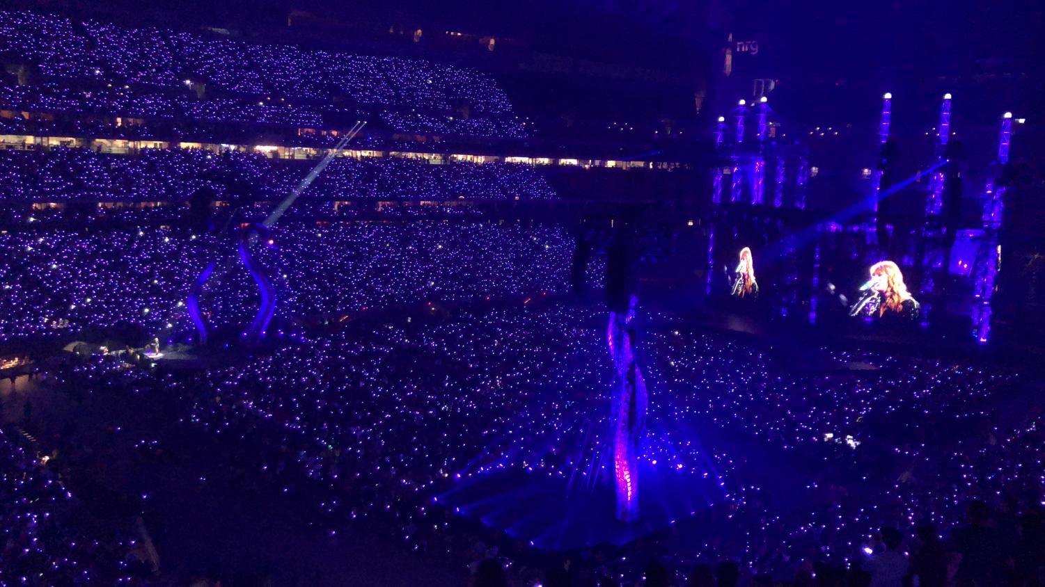 Taylor+Swift+Connects+With+Fans+on+Reputation+Stadium+Tour