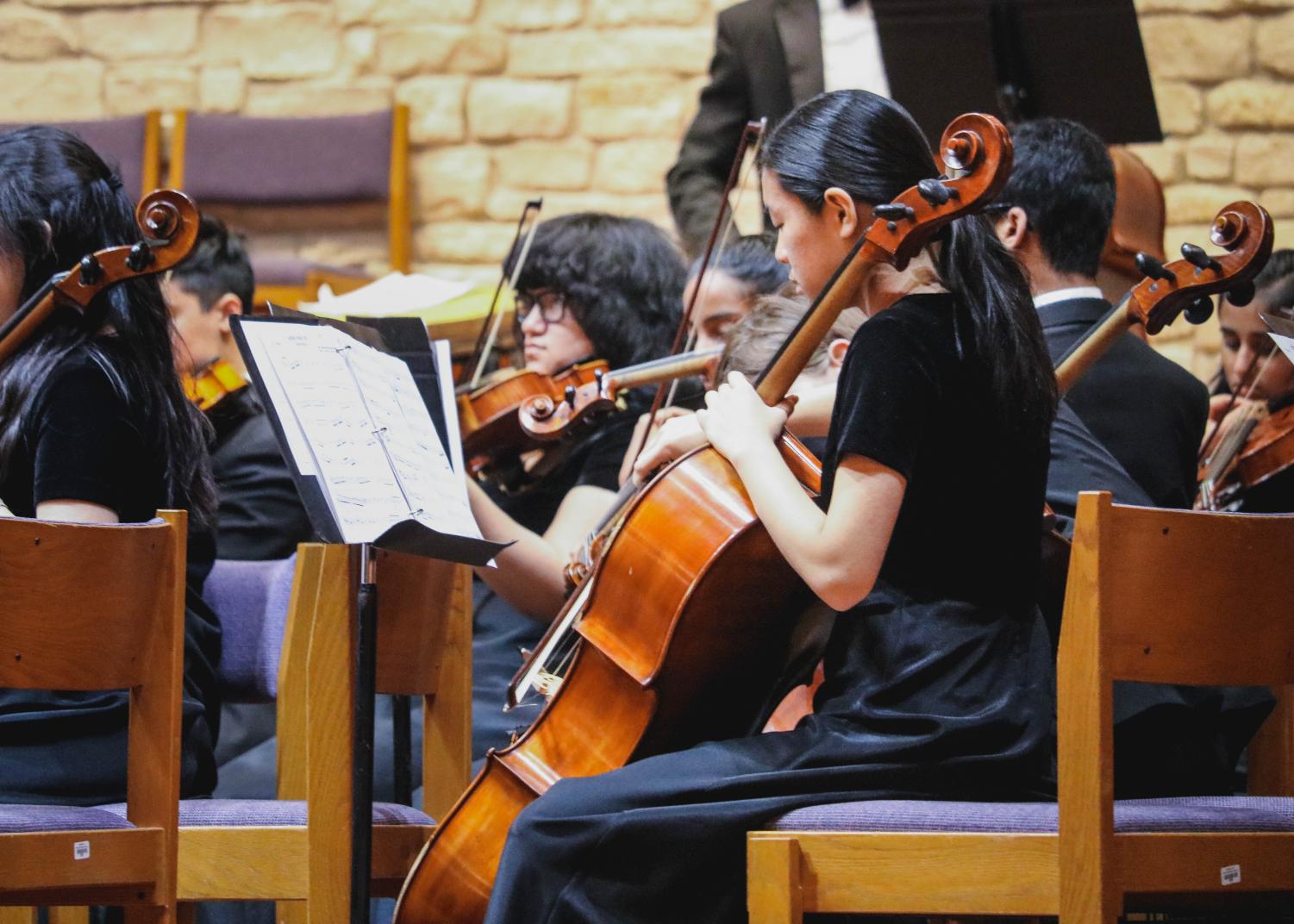 Orchestra+Students+Encapsulate+Winter+in+Concert