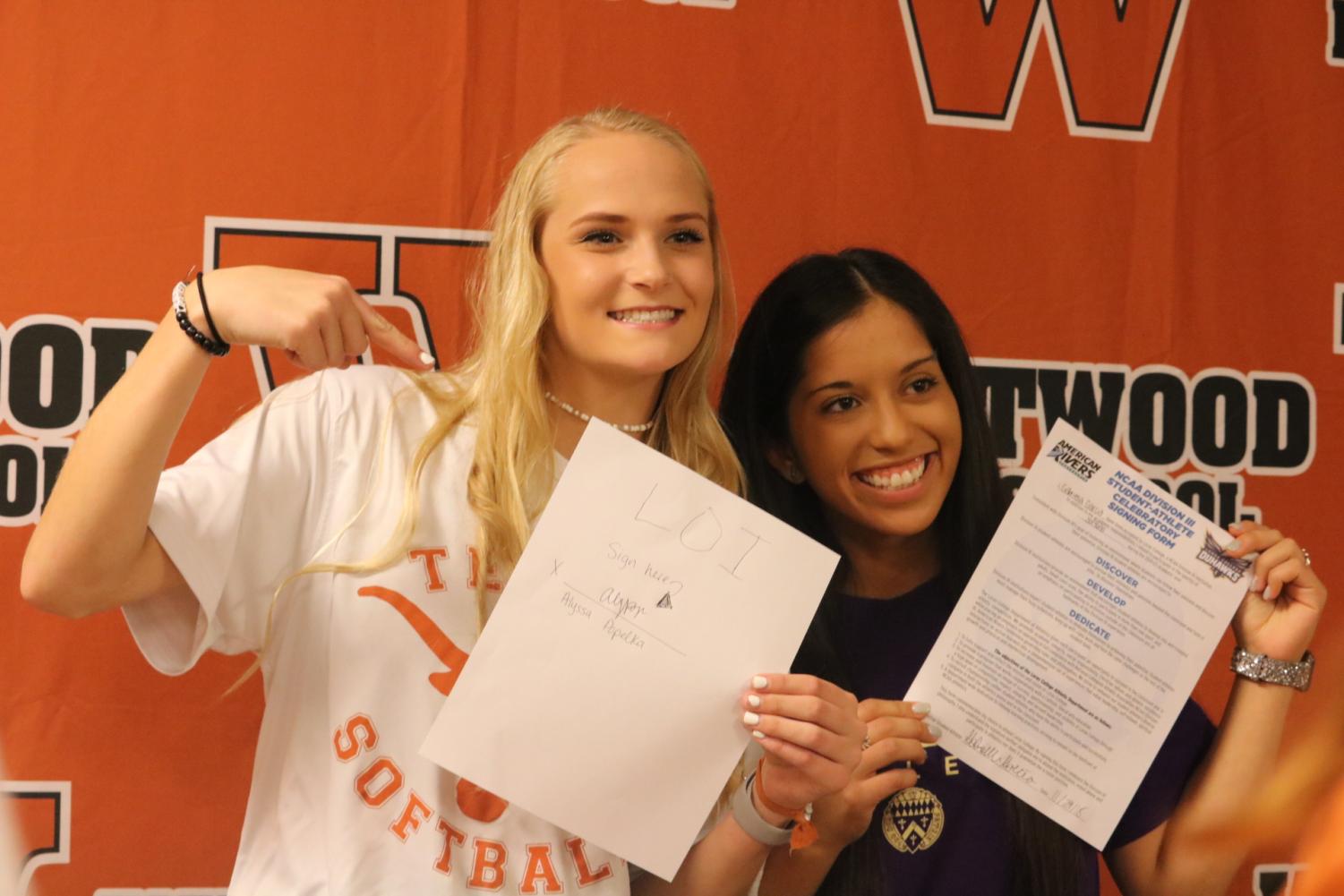 Softball+Players+Sign+National+Letters+of+Intent