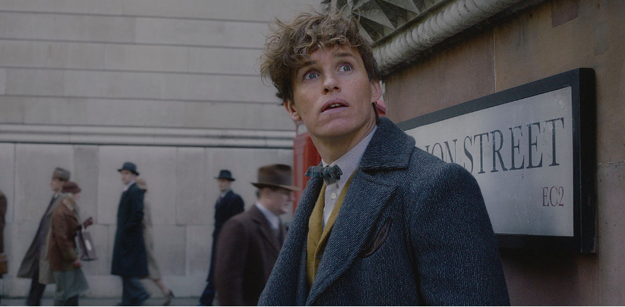 Fantastic Beasts: The Crimes of Grindelwald thrills audience with the combination of action, comedy, and magic.