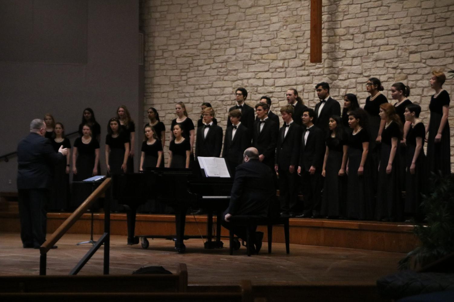 Choir+Holds+Pre-UIL+Concert+to+Showcase+Music