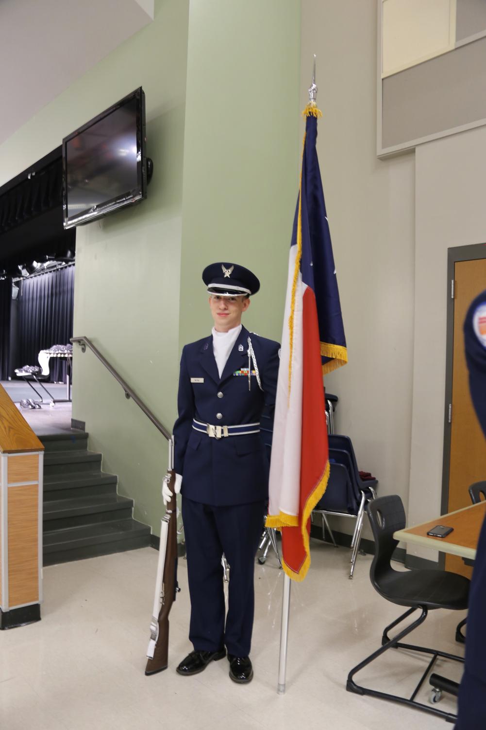 GALLERY%3A+JROTC+Seniors+are+Recognized+in+Tap+In+Ceremony