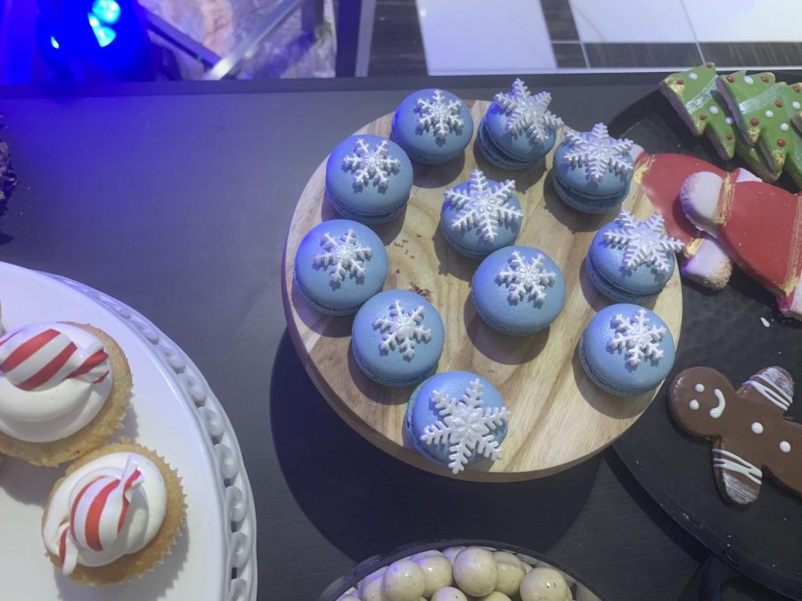 One of the more visually appealing desserts, the macaroons constantly ran out.  There were various colors that ran with the winter theme, including the blue chocolate macaroon with a candy snowflake on top.