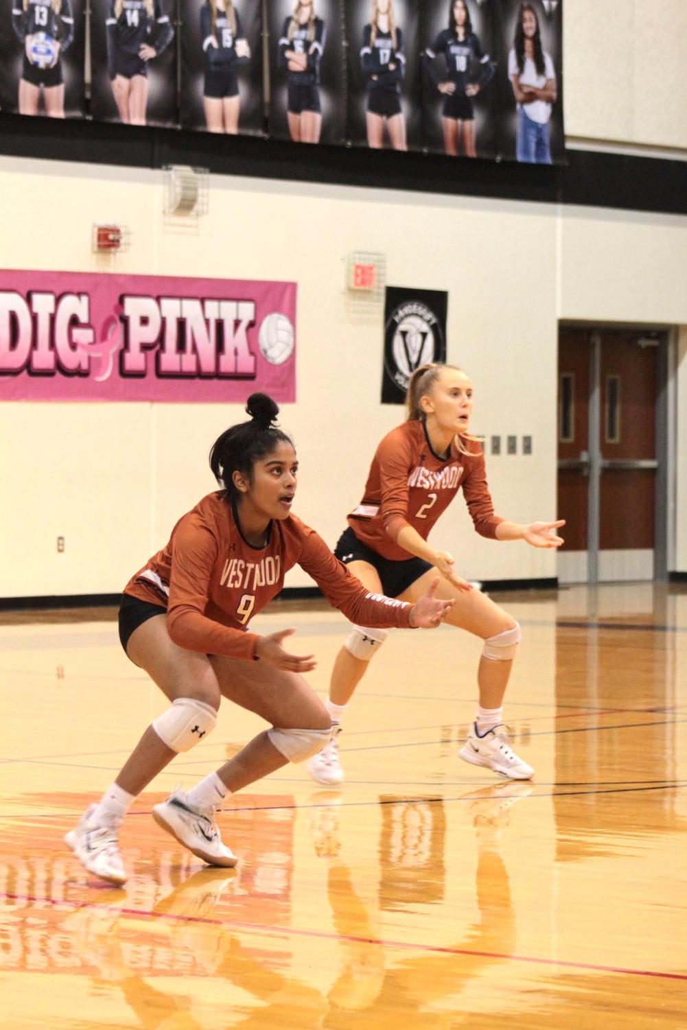Varsity+Volleyball+Ends+First+Round+of+Districts+With+Loss+Against+Vandegrift