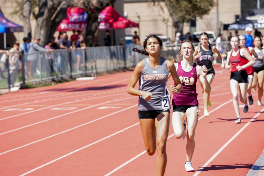 Priya+Gangadharan+%E2%80%9823+races+in+the+800+meter+at+the+Round+Rock+Event.+Gangadharan+took+first+place+at+the+regional+meet+on+Friday%2C+April+29.