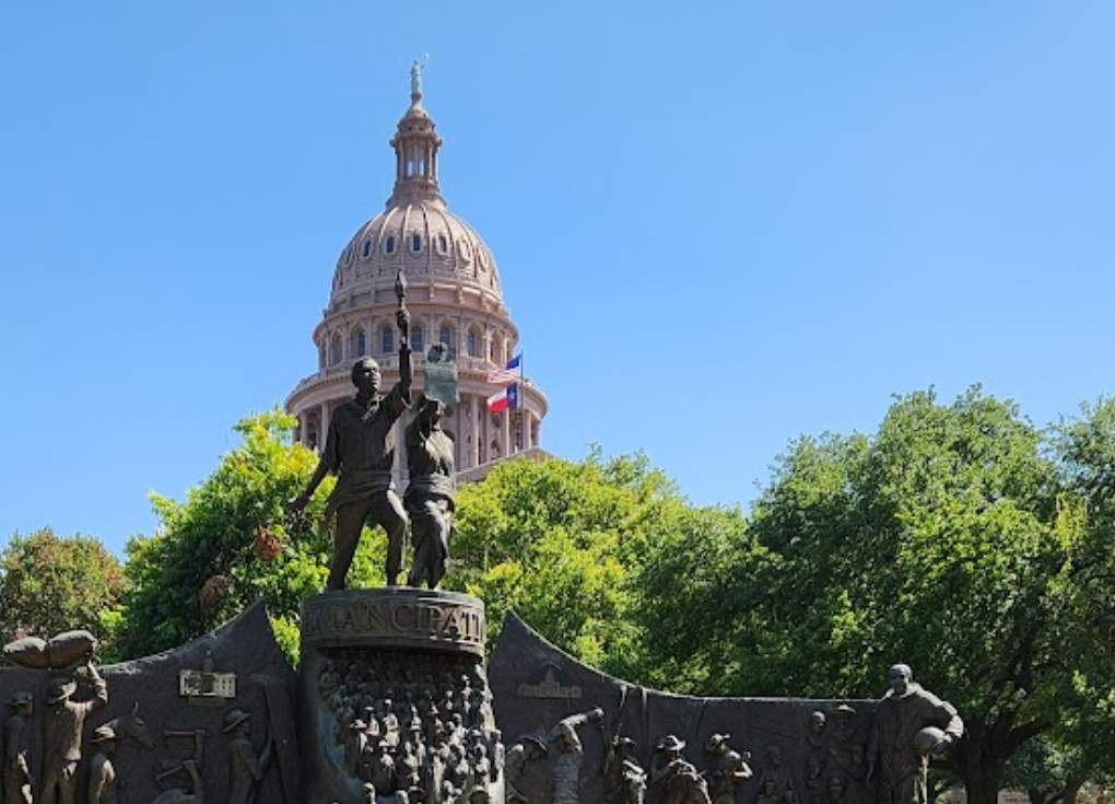 Following Texass ban on almost all abortions in 2022, 31-year-old Kate Cox filed an emergency lawsuit in an attempt to terminate her pregnancy. Coxs situation revealed the extent of Texas abortion laws amid the public fight against abortion bans in the state.