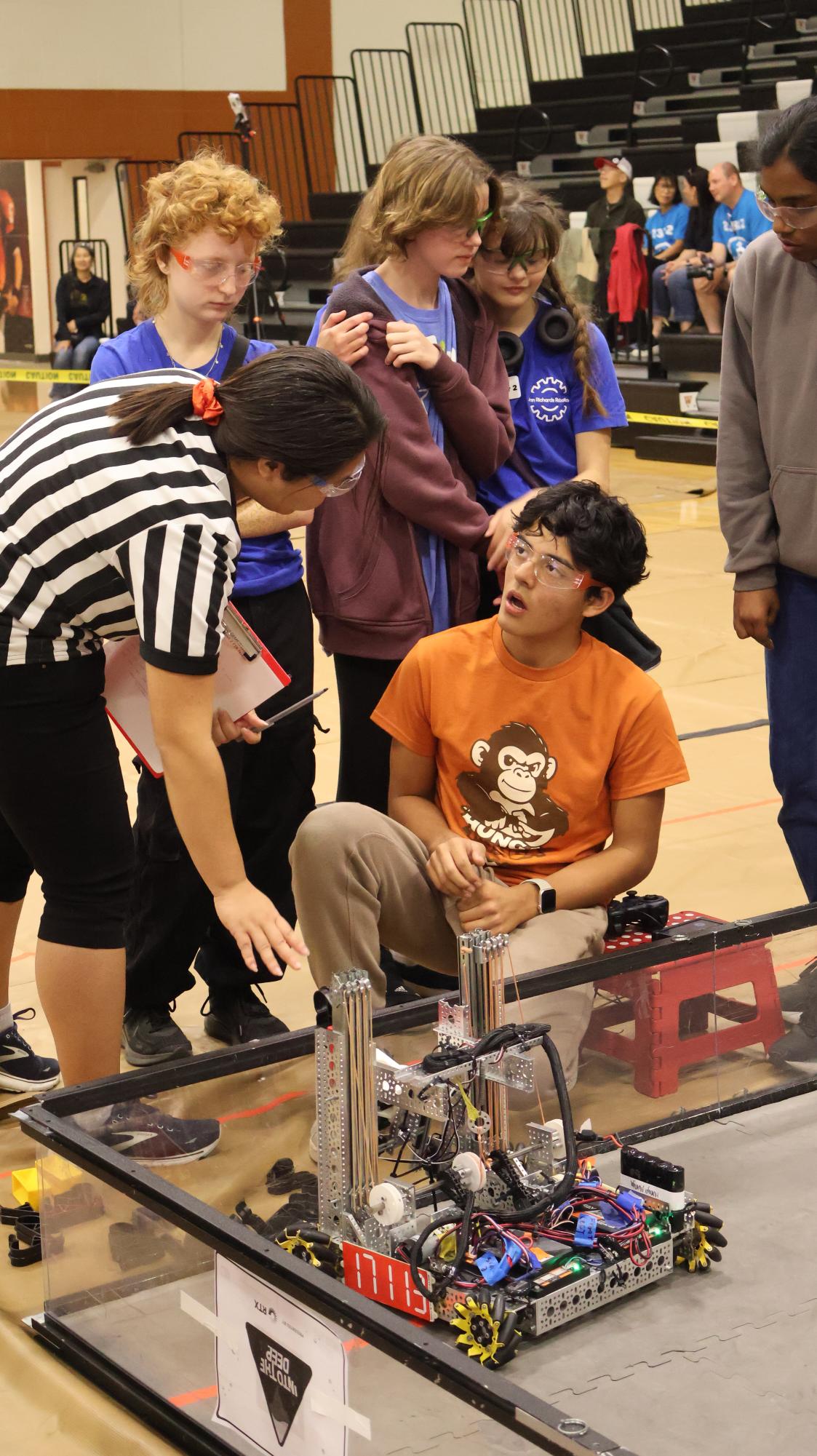 Robotics FTC Teams Persevere At Second FIRST in Texas GEMS League Meet