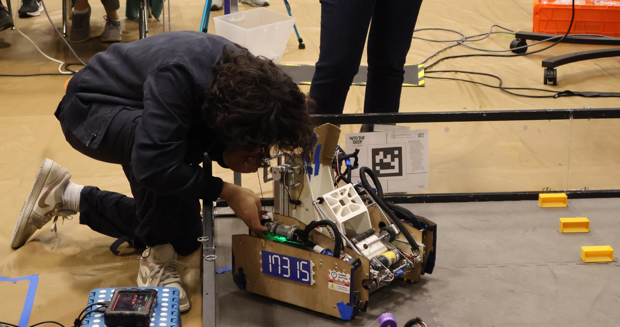 Robotics FTC Teams Find Balance at Third FIRST in Texas GEMS League Meet