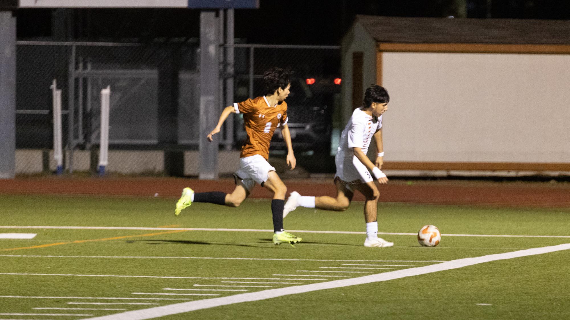 GALLERY: Varsity Boys Soccer Hunts Down Hippos