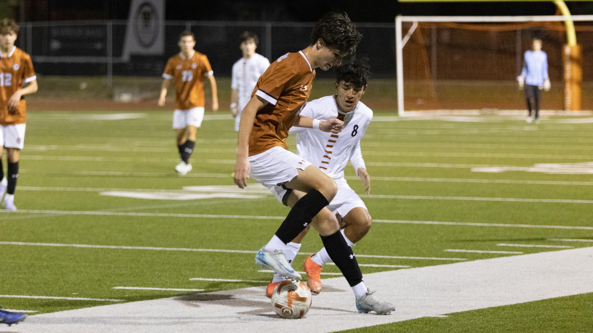 GALLERY: Varsity Boys Soccer Hunts Down Hippos