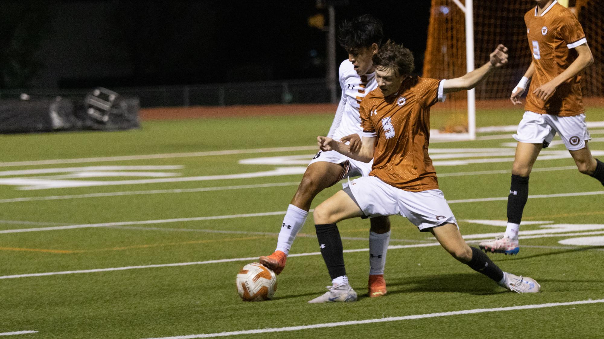 GALLERY: Varsity Boys Soccer Hunts Down Hippos