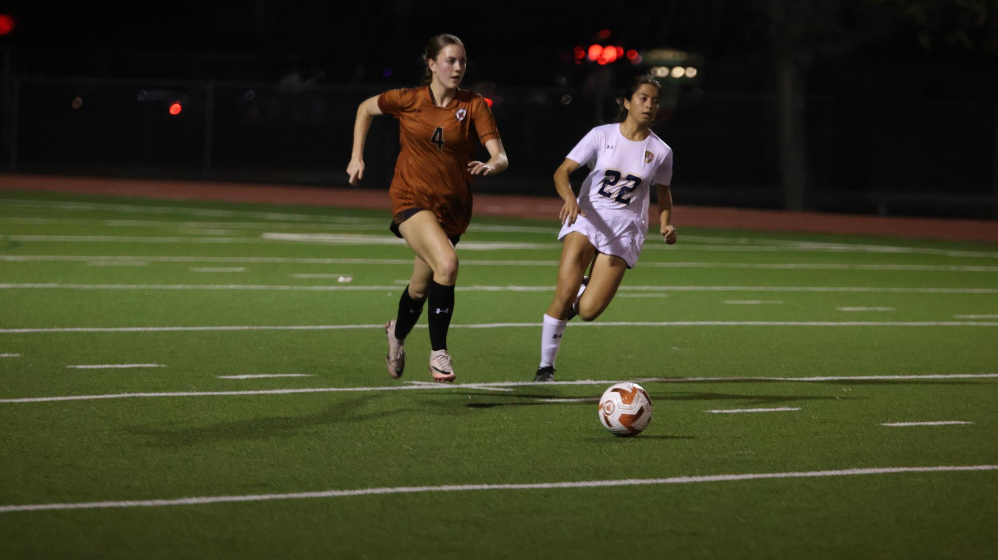 Varsity Girls Soccer Wins 5-0 Against Stony Point