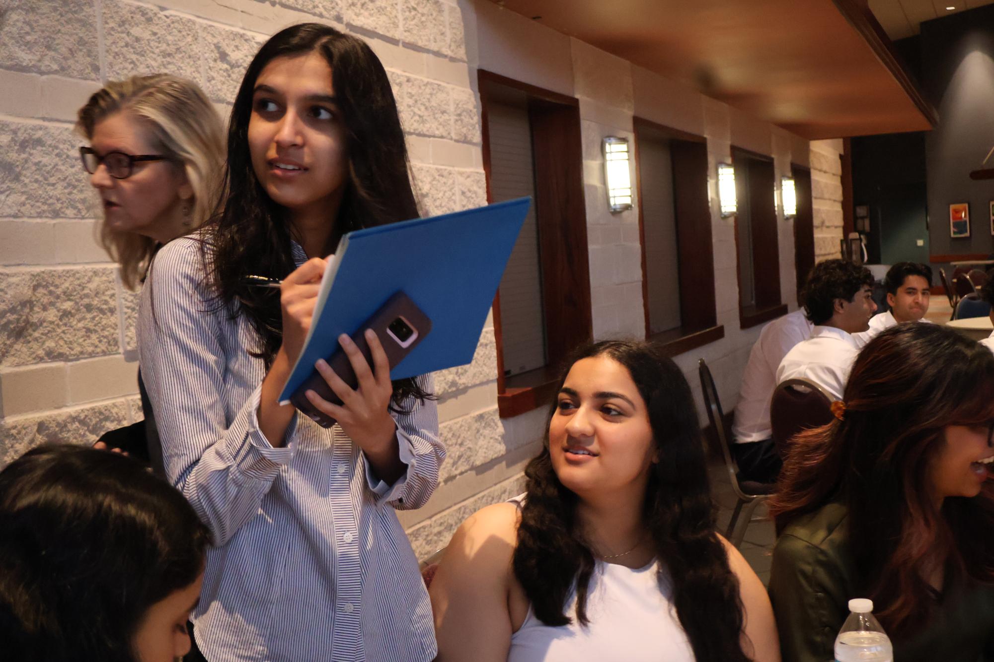 GALLERY: DECA Members Watch Sale of RRISD Bonds on New York Stock Exchange