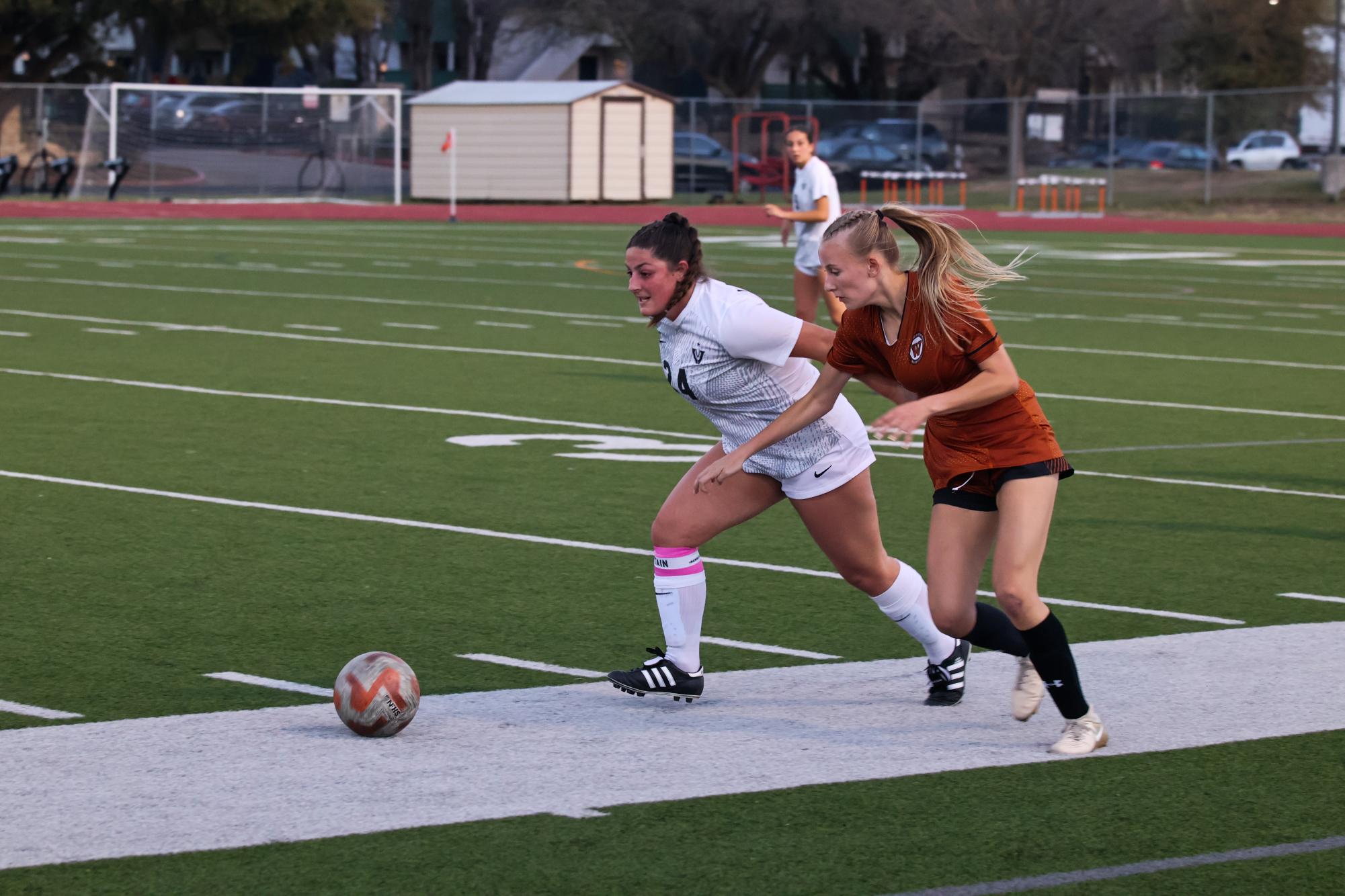 Varsity Women's Soccer Defeats Vandegrift Vipers 2-1 in Last Home Game