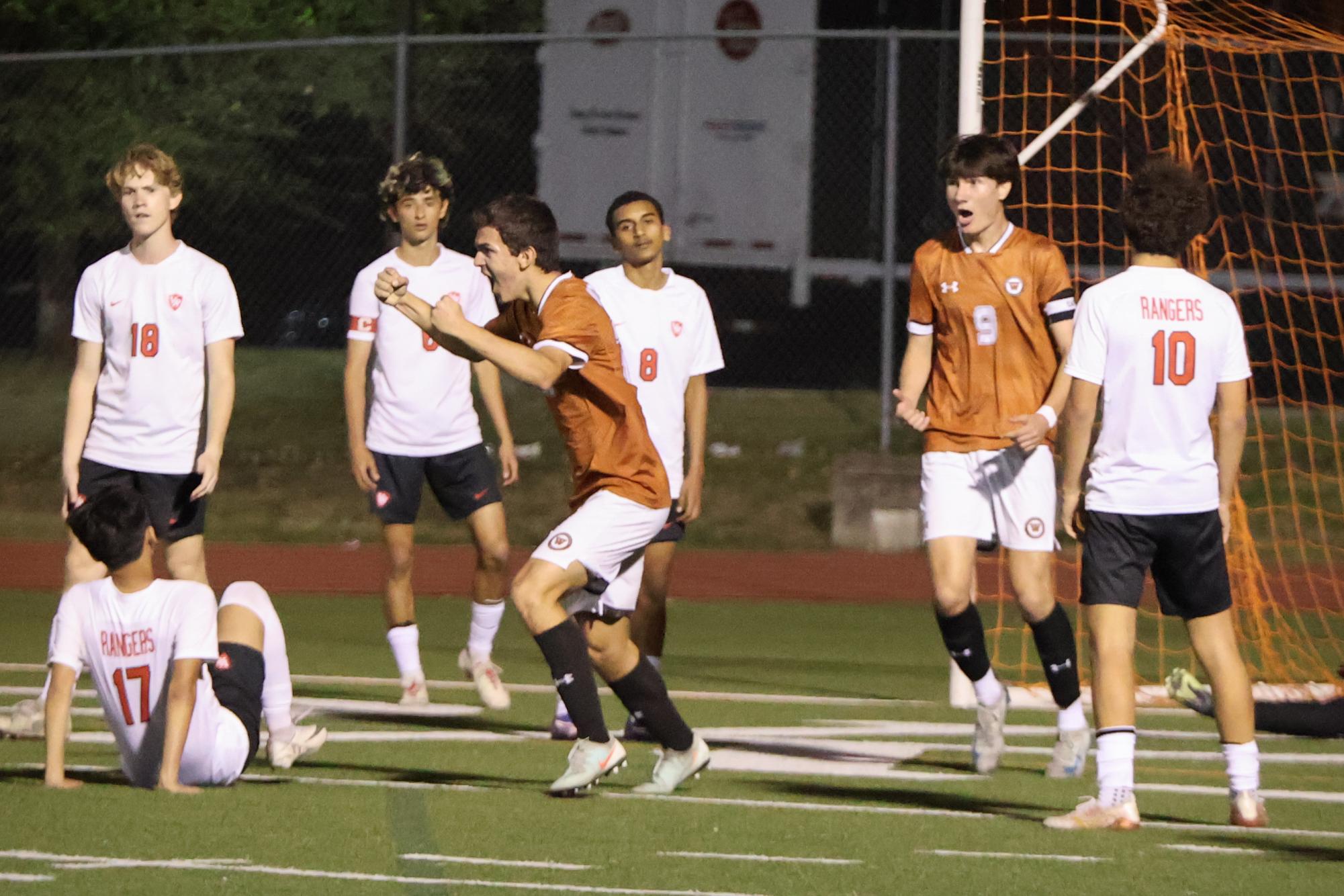 Varsity Boys Soccer Defeats Vista Ridge 4-3