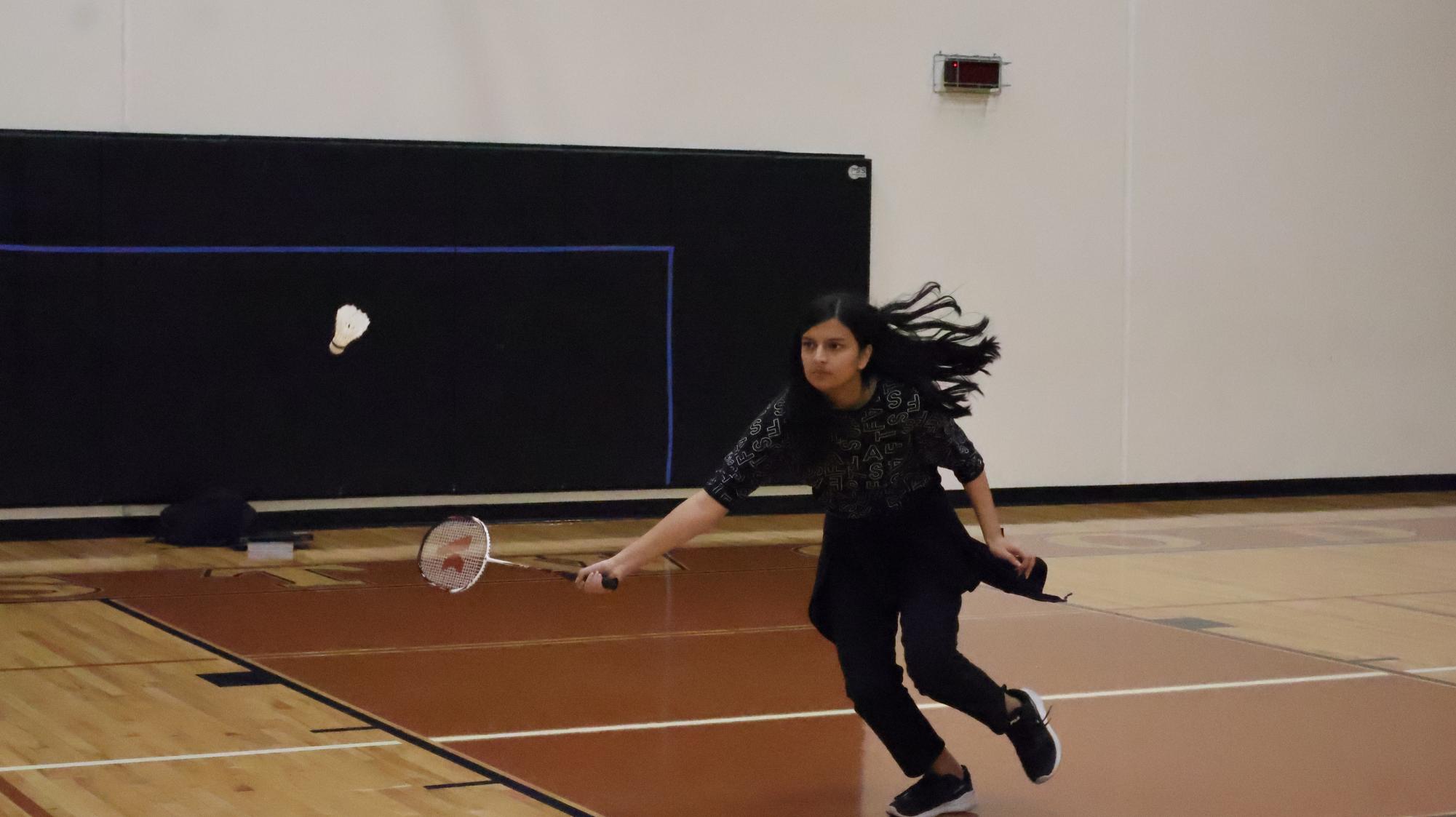 Badminton Club Starts Back Up With First Meeting of Semester