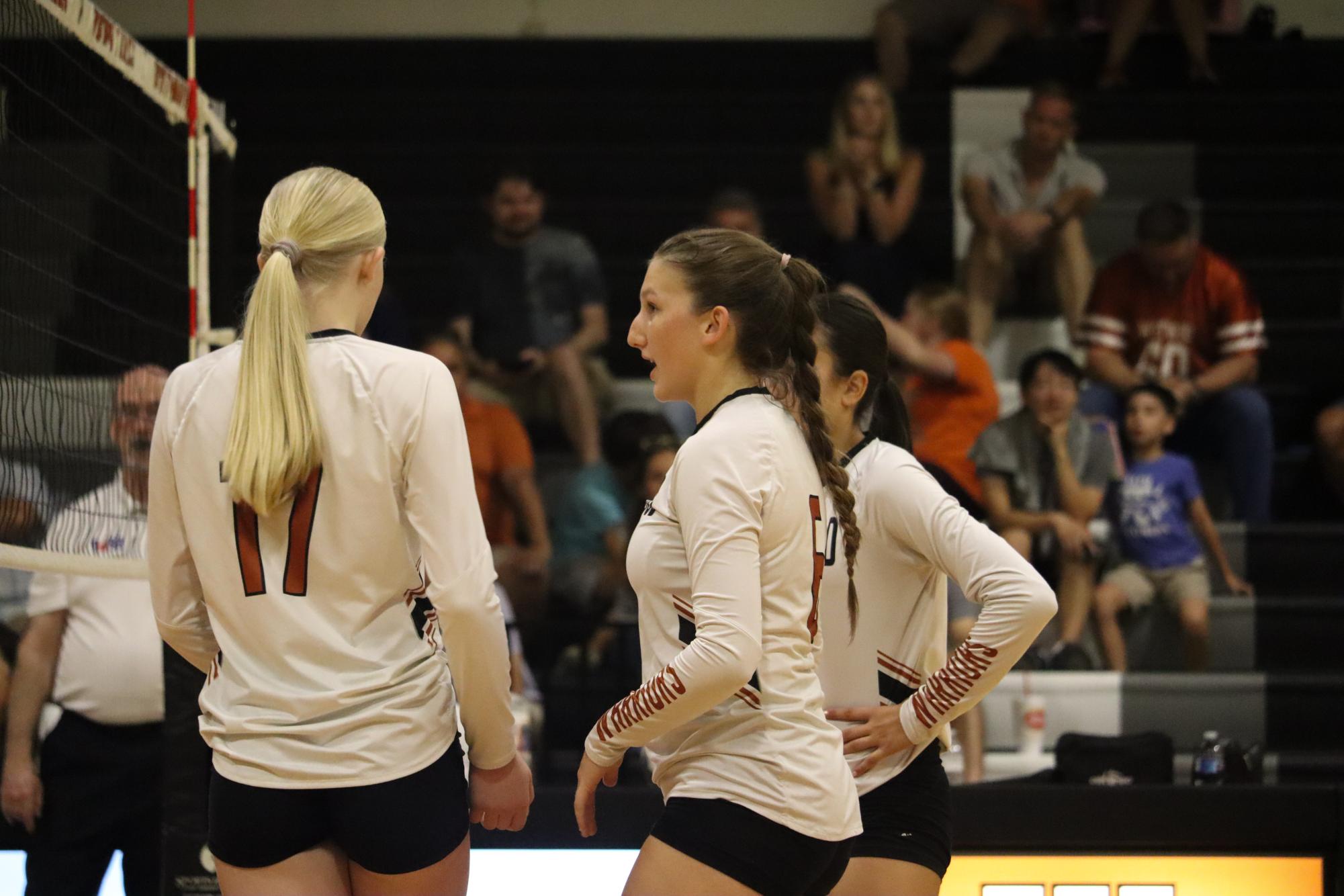 JV Orange Volleyball Face a Crushing Defeat Against Vandegrift 2-1