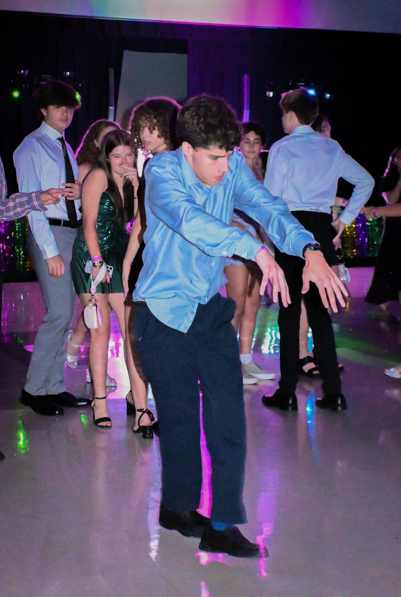 Students Rejoice at Mardi Gras-Themed Homecoming Dance