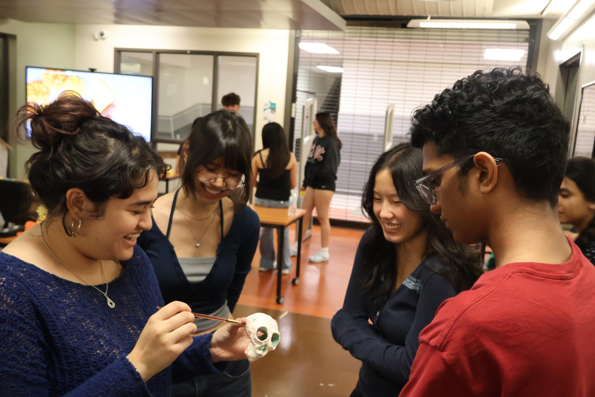 Hispanic Student Association and National Art Honor Society Celebrate Día de Los Muertos