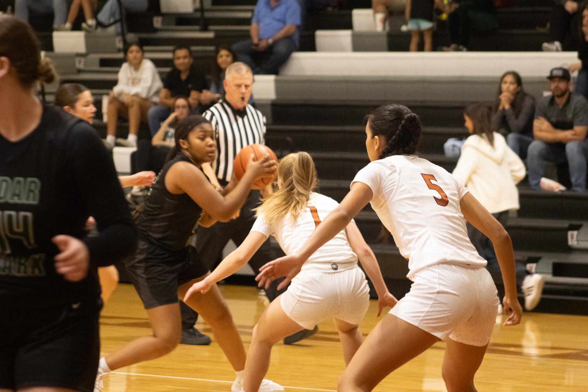 Varsity Girls Basketball Falls to Cedar Ridge 34-24 in Season Opener
