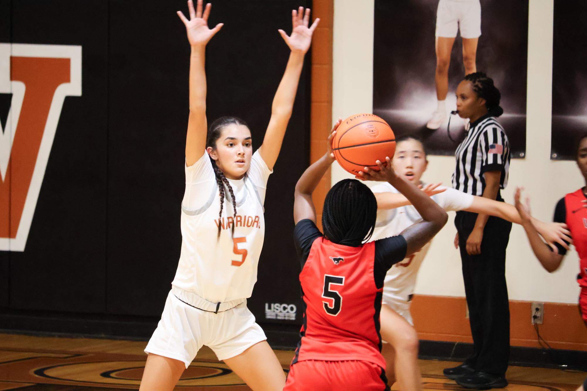 Women's Varsity Basketball Overpower Manor in 57-45 Home Victory