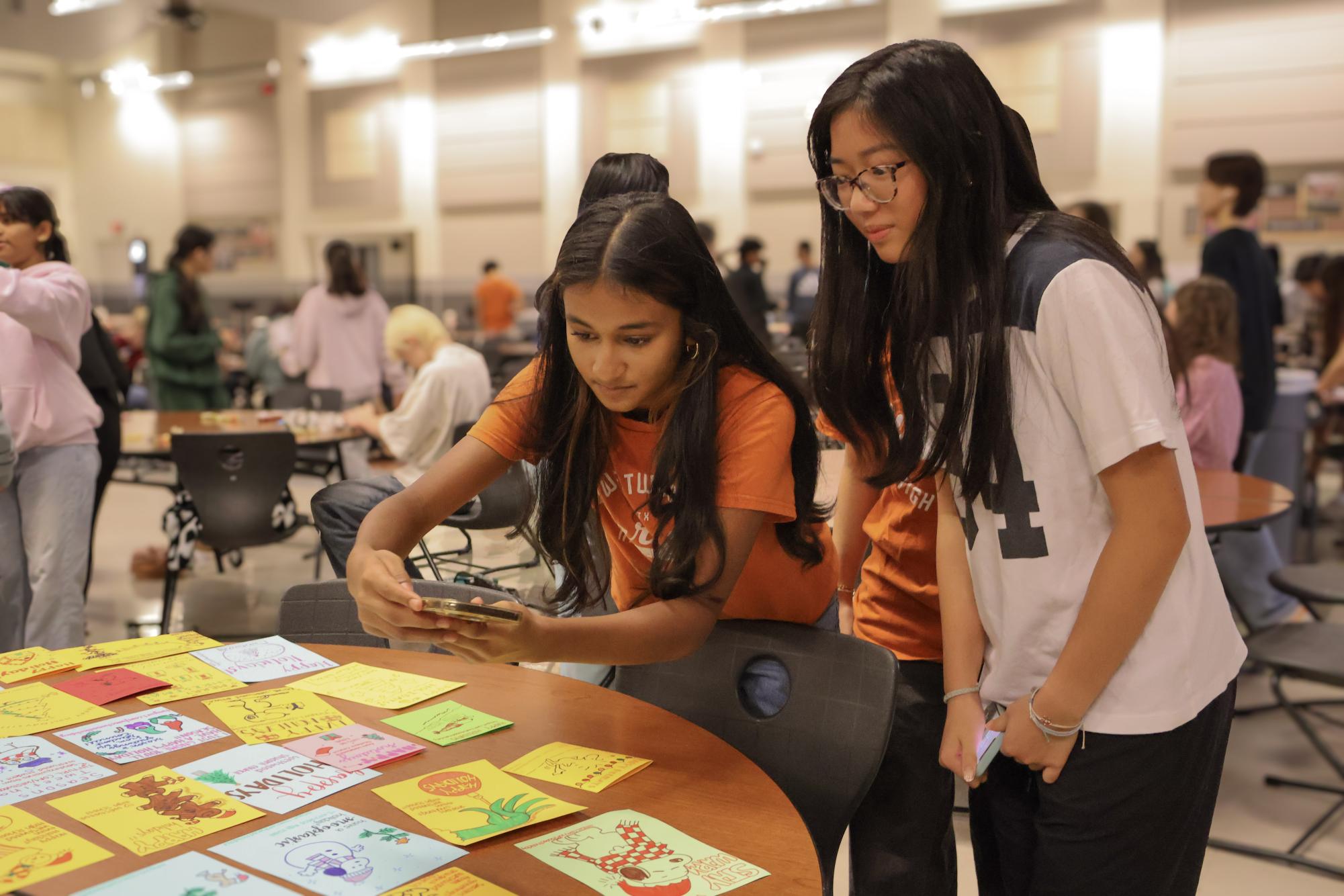 StuCo Spreads Holiday Spirit at Volunteering Event Westwood Gives Back