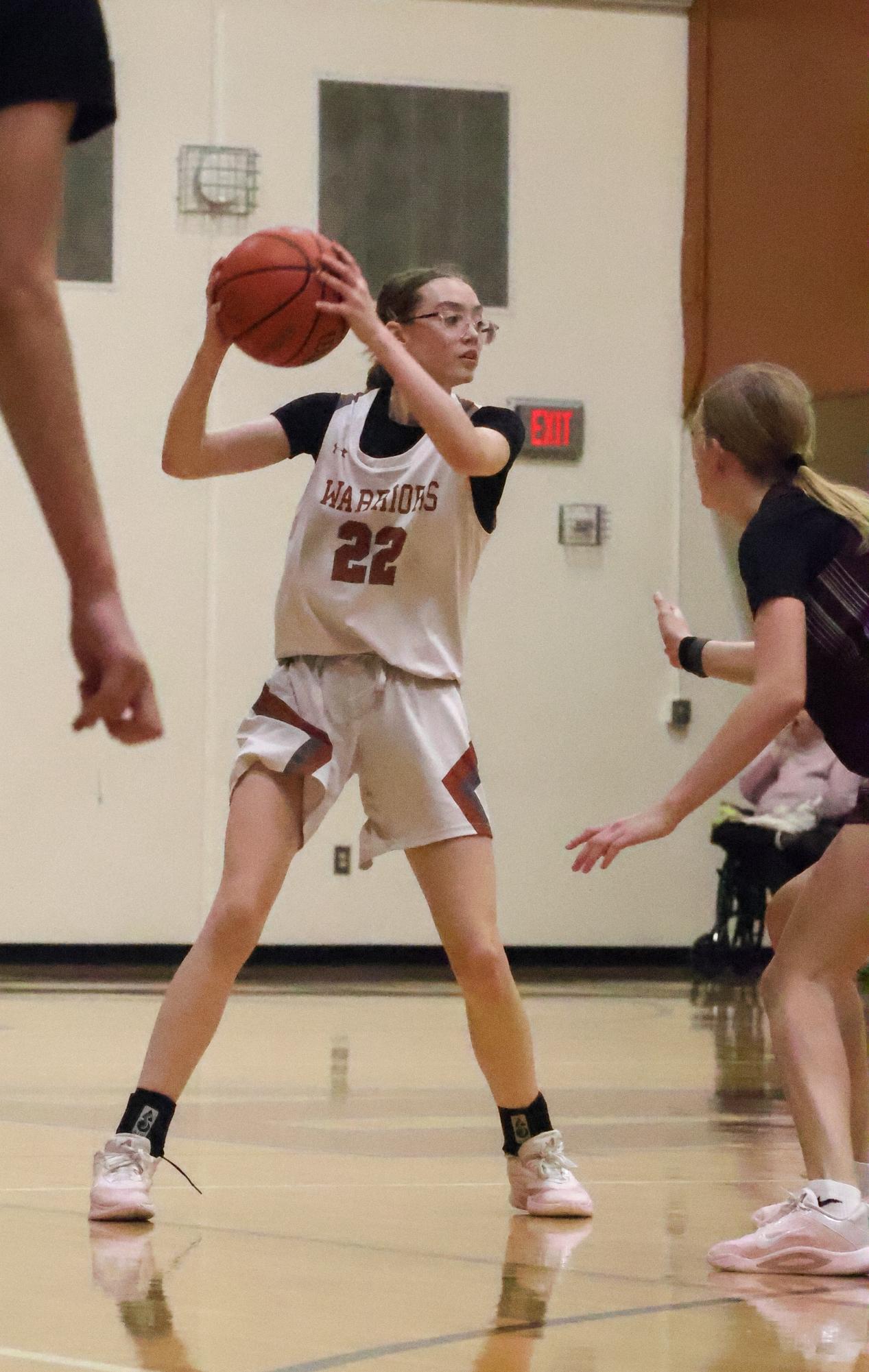 Freshman Girls’ Basketball Defeats Round Rock Dragons 33-22