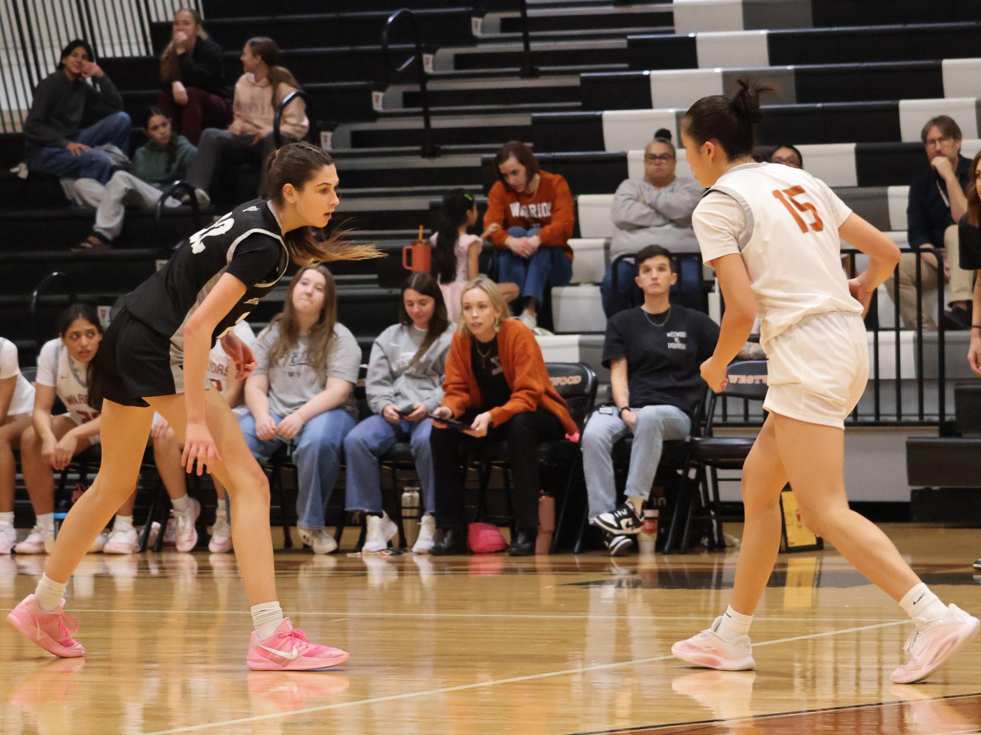 Girls’ Basketball Falls Short 64-42 Against District Leaders Vandegrift Vipers