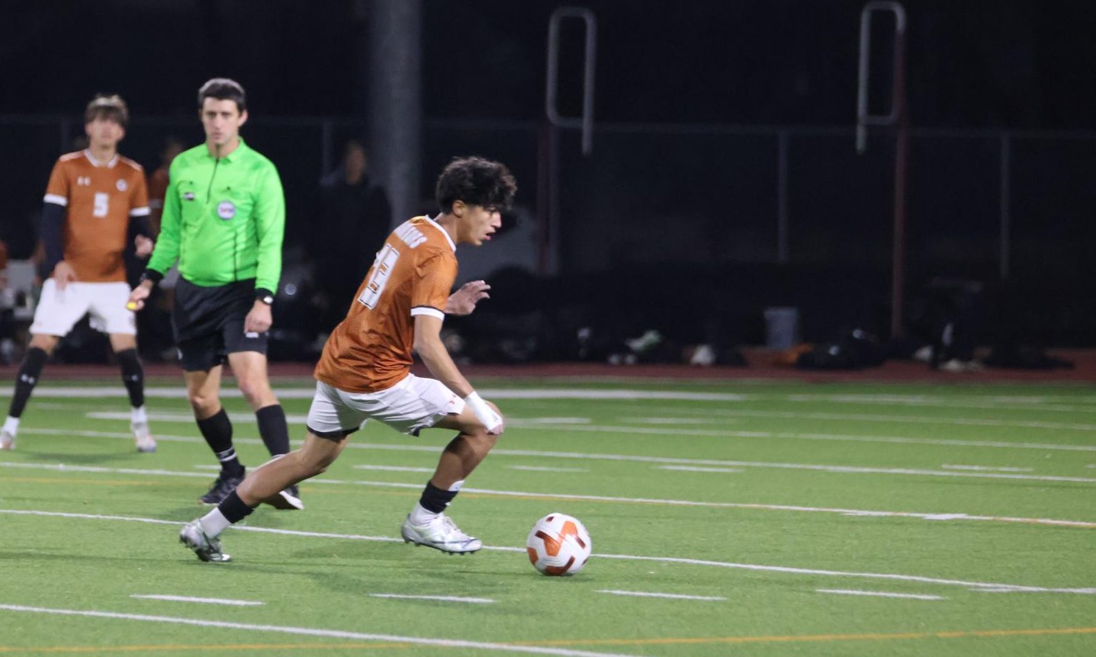 Varsity Boys Soccer Dominate 4-1 Against Hutto