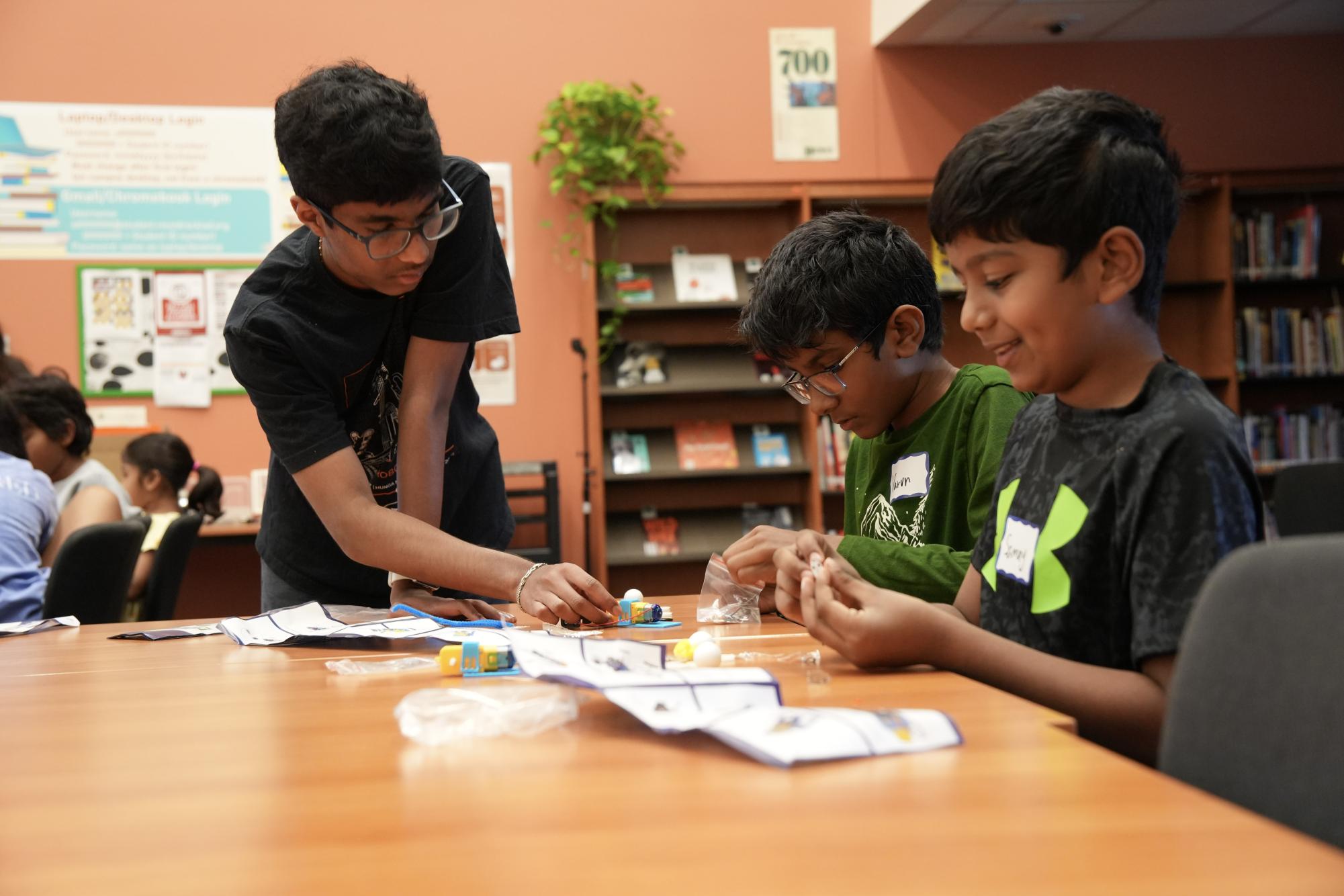 Annual Robotics Minibots Workshop Displays Dedication to Developing Future STEM Generations